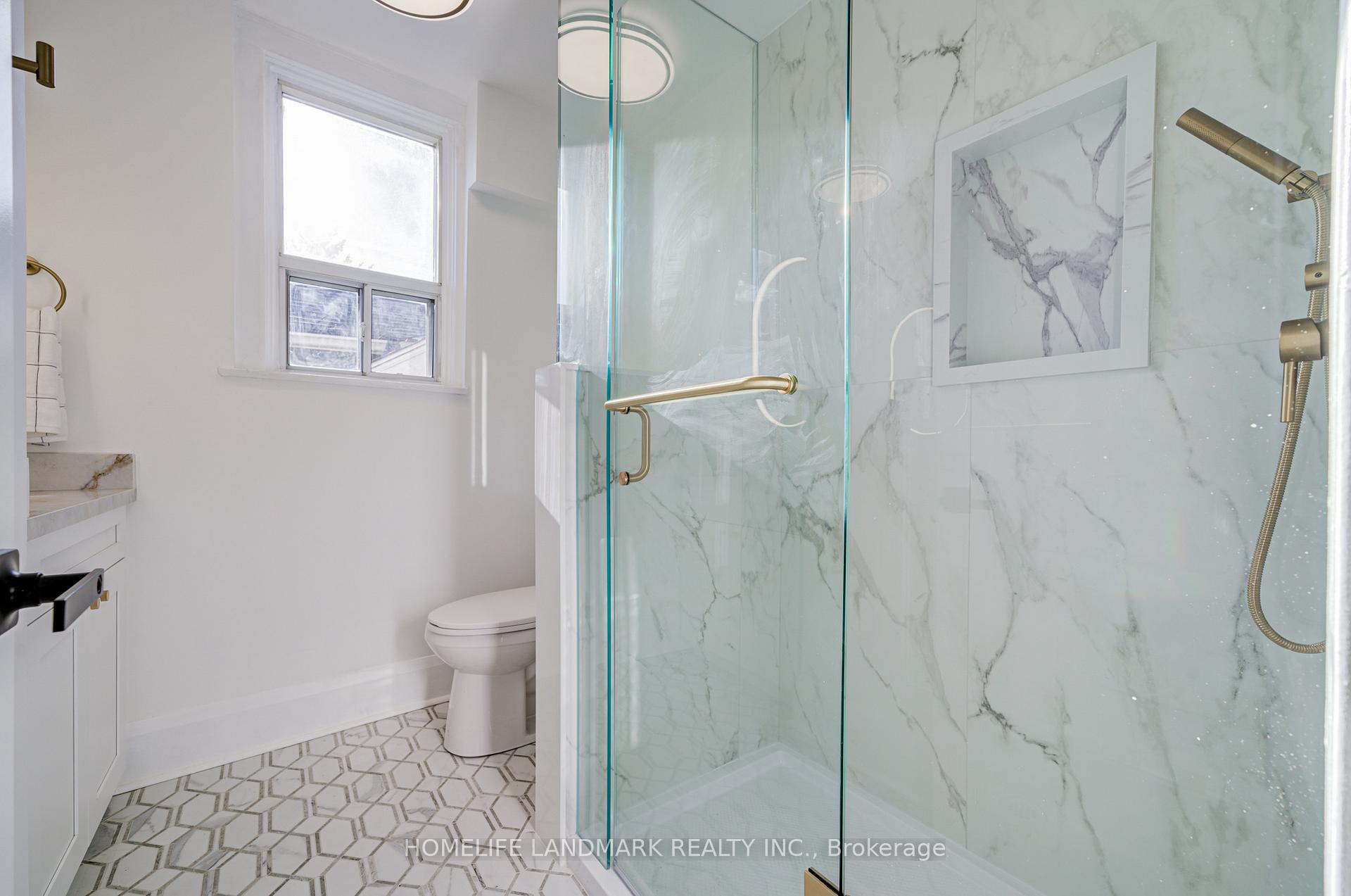 Photo 33 of 5 Beachview Crescent, Toronto, East End-Danforth — HOMEH