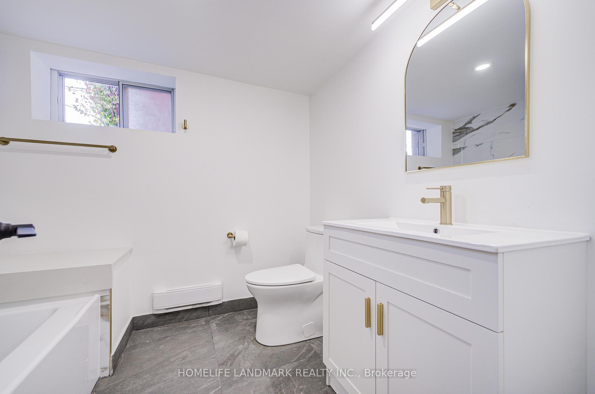 Photo 41 of 5 Beachview Crescent, Toronto, East End-Danforth — HOMEH