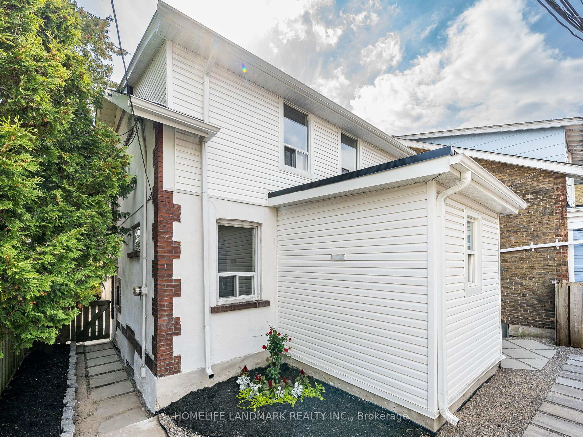 Photo 46 of 5 Beachview Crescent, Toronto, East End-Danforth — HOMEH