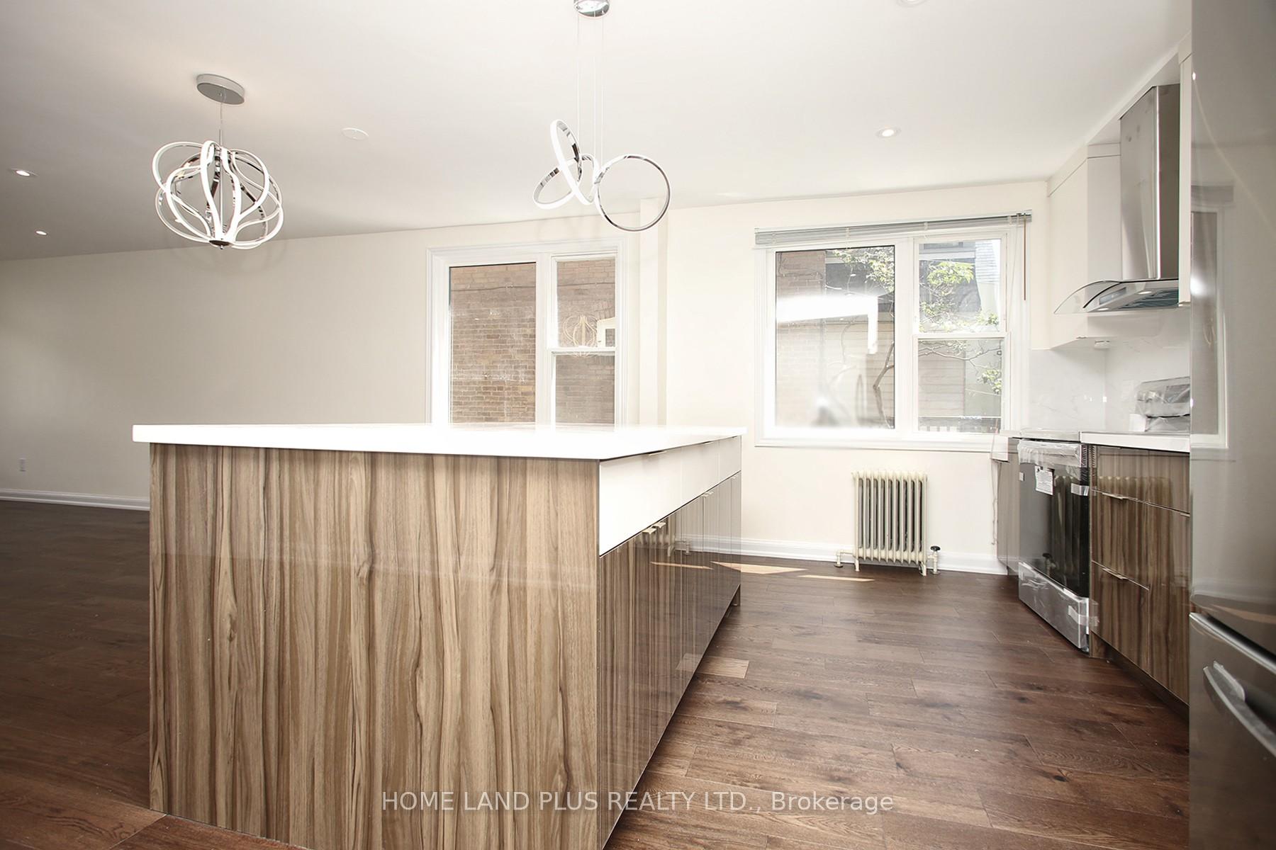 Photo 3 of Unit Unit 1, 619 Merton Street, Toronto, Mount Pleasant East — HOMEH