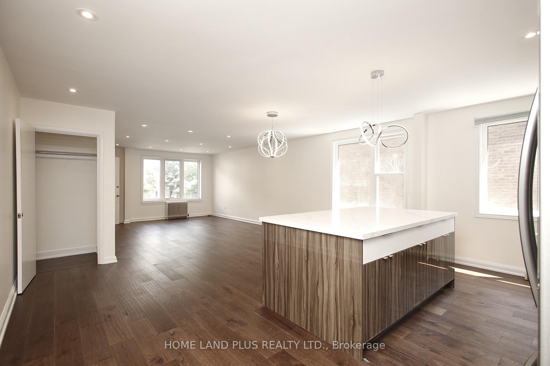Photo 6 of Unit Unit 1, 619 Merton Street, Toronto, Mount Pleasant East — HOMEH