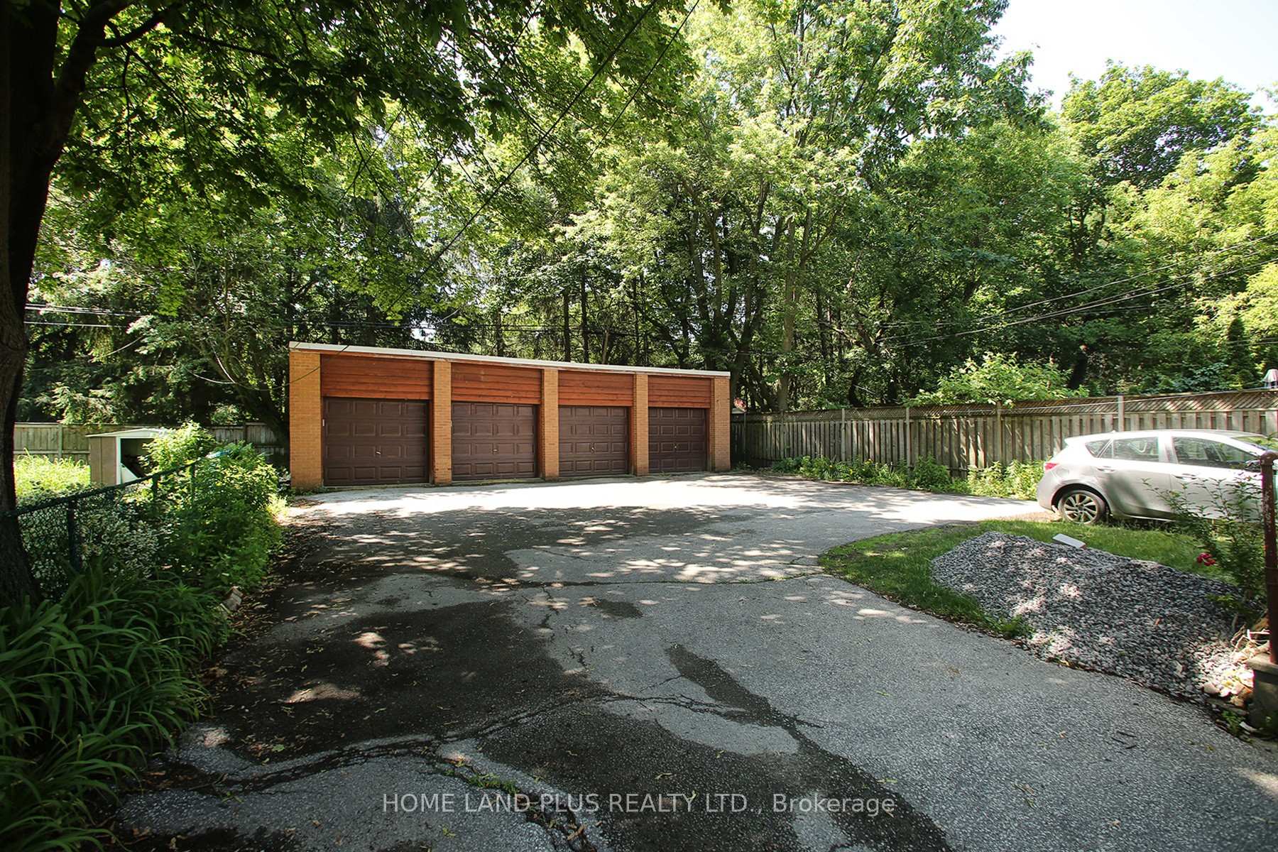Photo 19 of Unit Unit 1, 619 Merton Street, Toronto, Mount Pleasant East — HOMEH