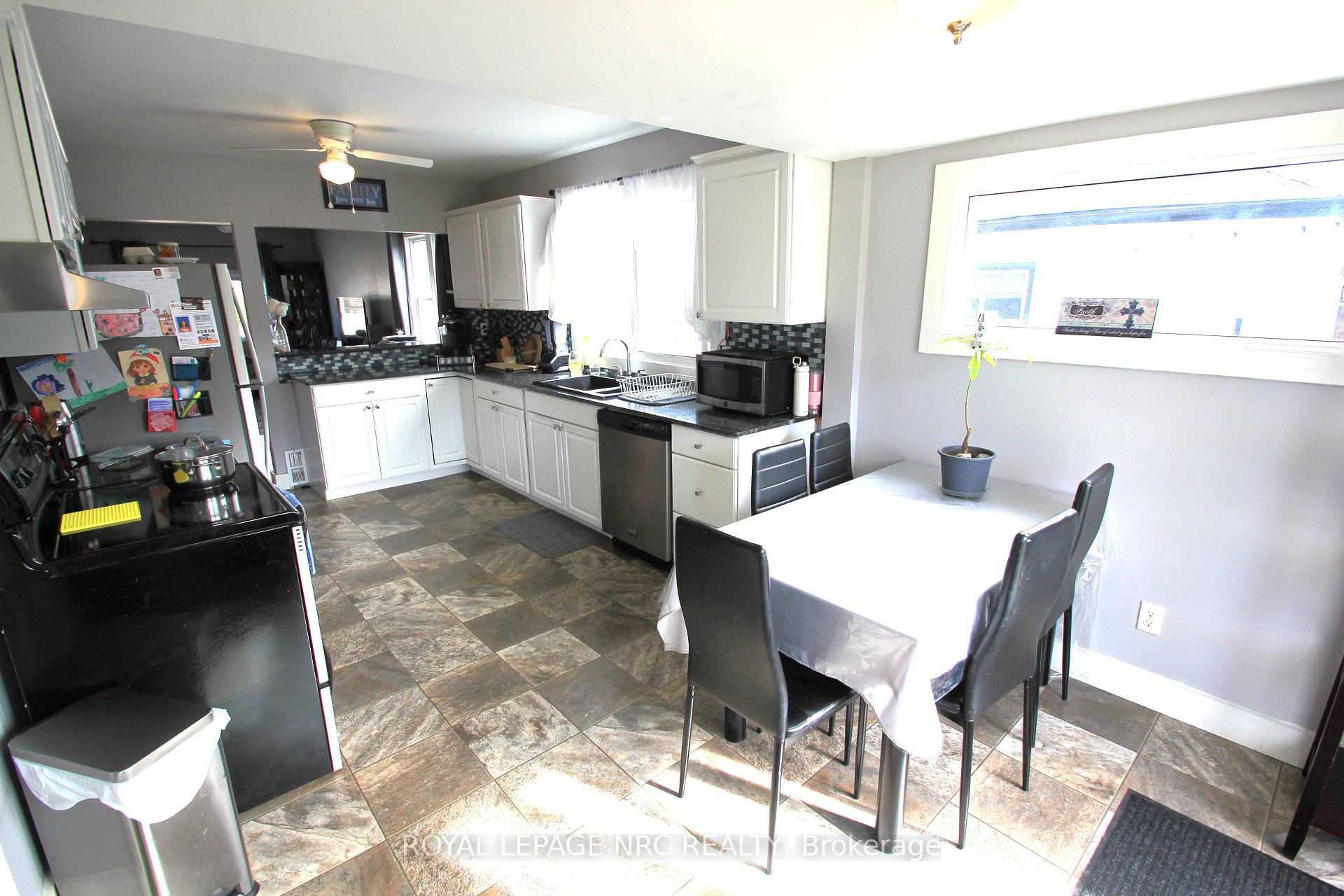 Photo 9 of 55 Sullivan Avenue, Thorold, Thorold Downtown — HOMEH