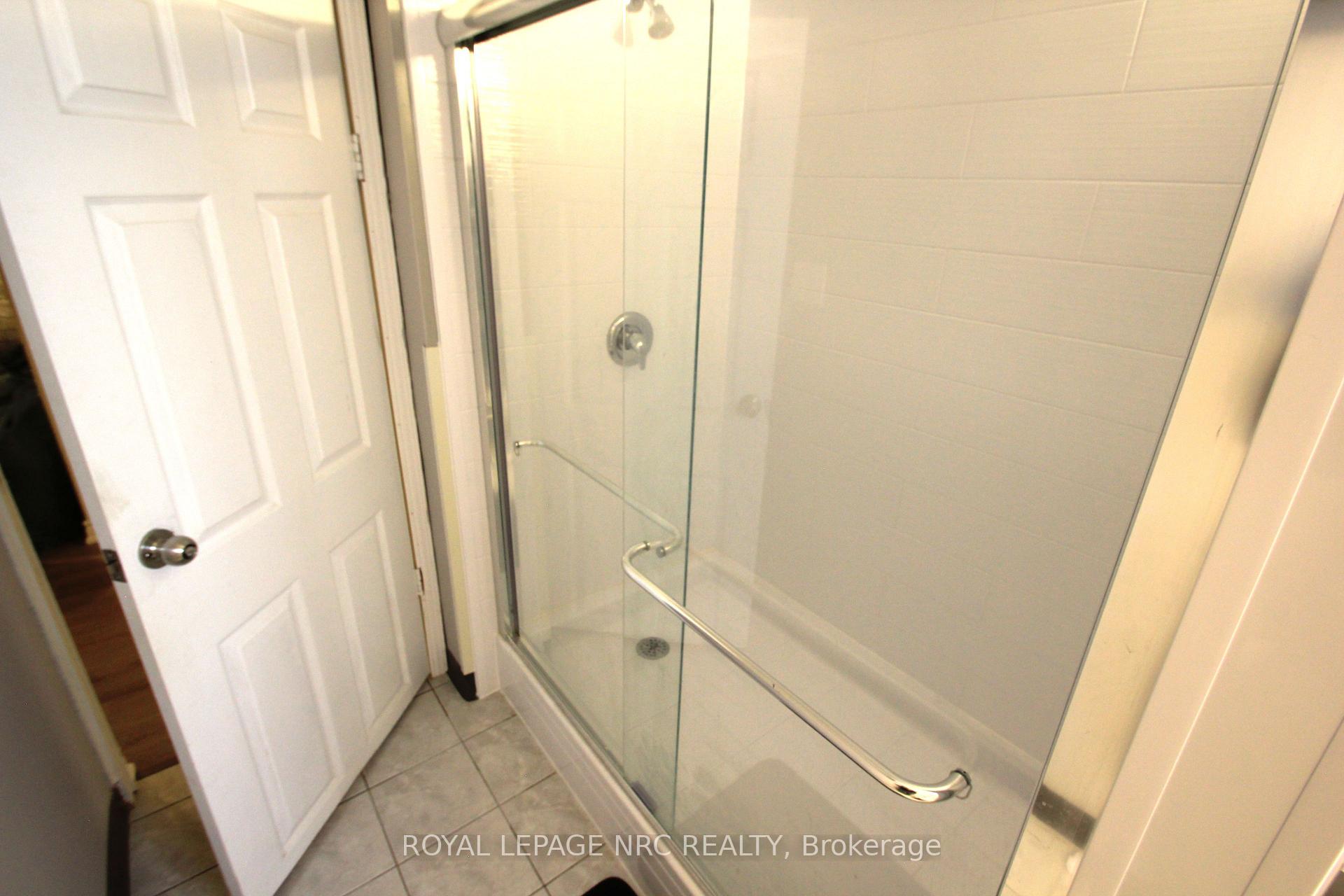 Photo 17 of 55 Sullivan Avenue, Thorold, Thorold Downtown — HOMEH