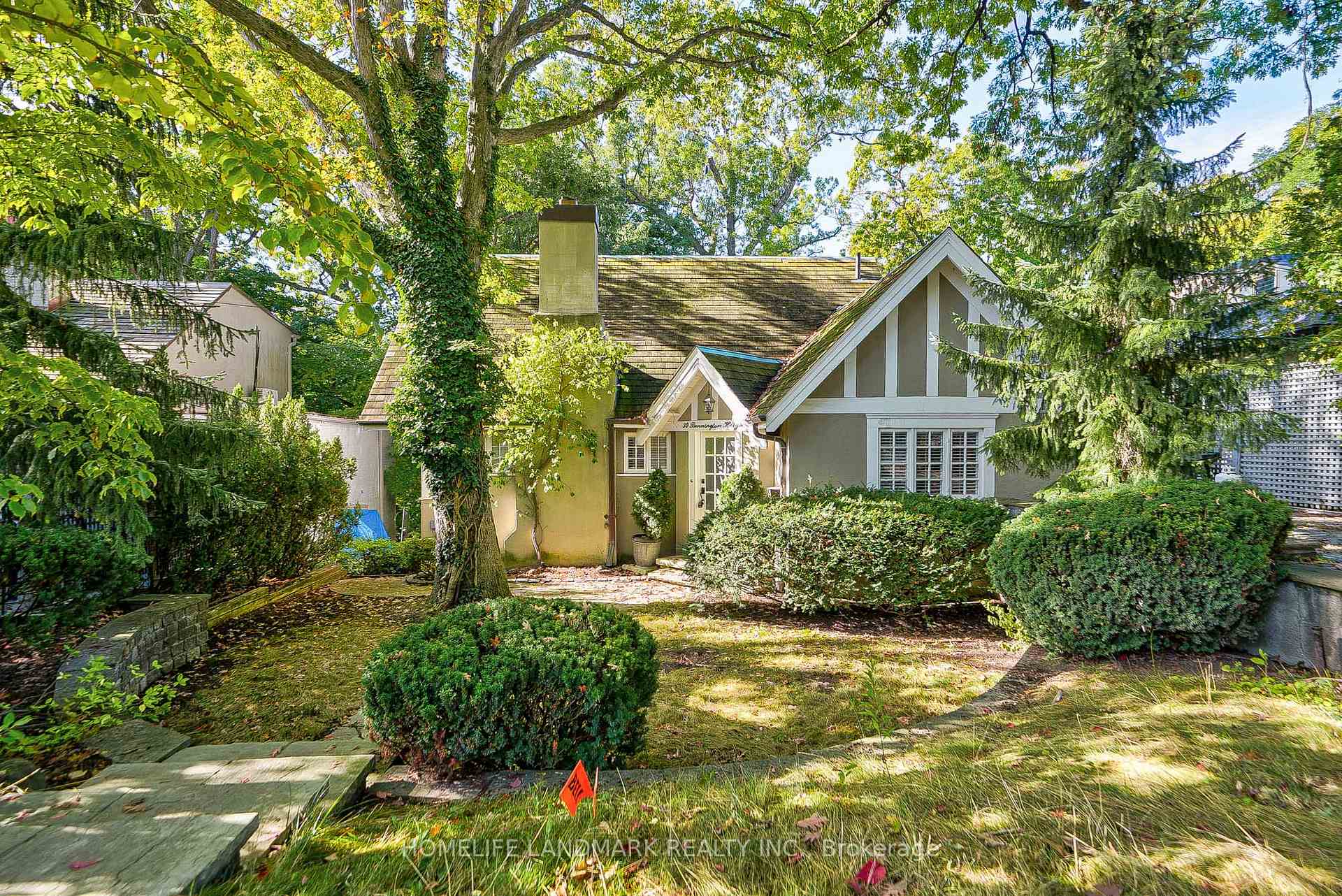 Front of 30 Bennington Heights Drive