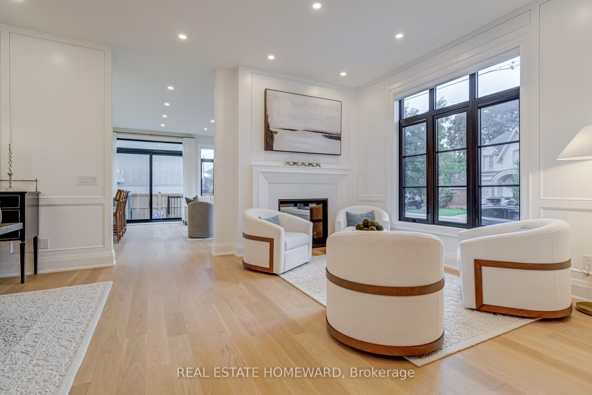 Photo 5 of 5 Taylor Drive, Toronto, East York — HOMEH