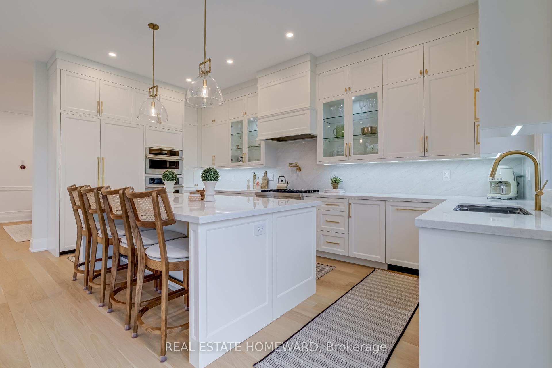 Photo 13 of 5 Taylor Drive, Toronto, East York — HOMEH