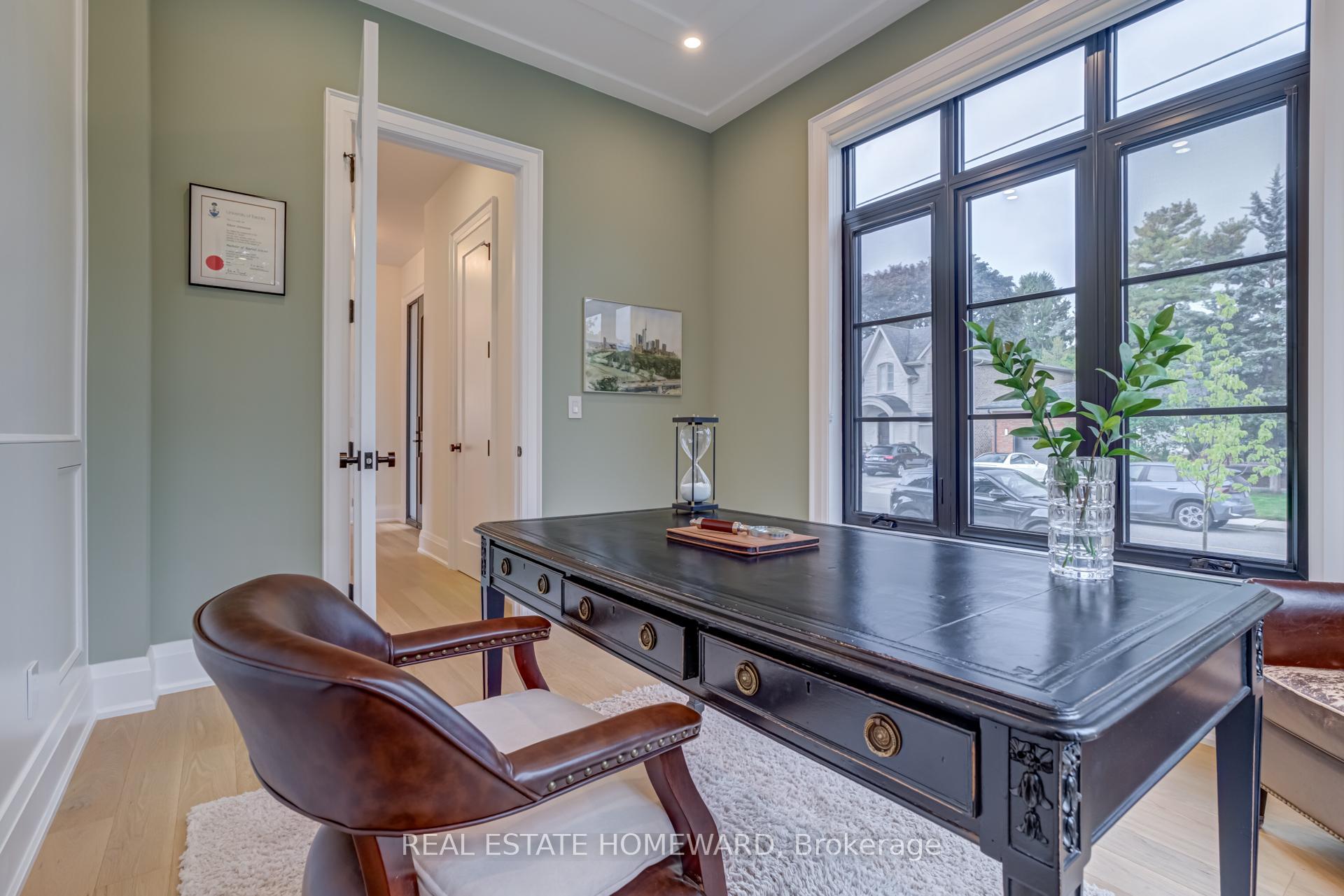 Photo 19 of 5 Taylor Drive, Toronto, East York — HOMEH