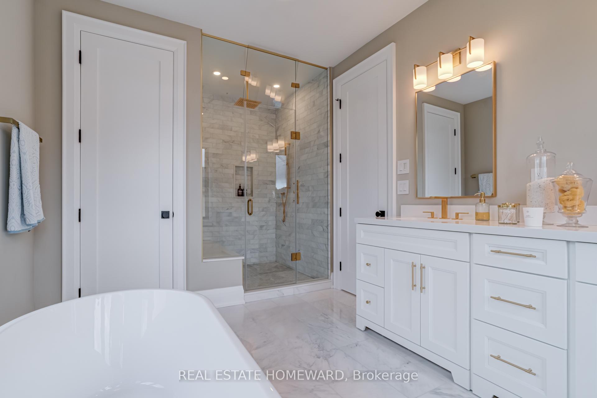 Photo 23 of 5 Taylor Drive, Toronto, East York — HOMEH