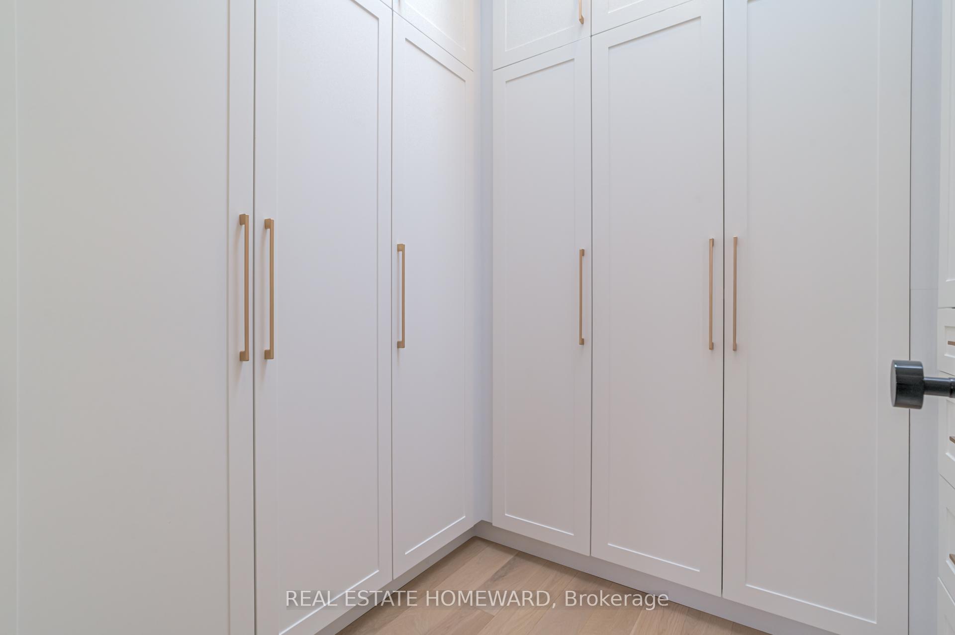 Photo 24 of 5 Taylor Drive, Toronto, East York — HOMEH