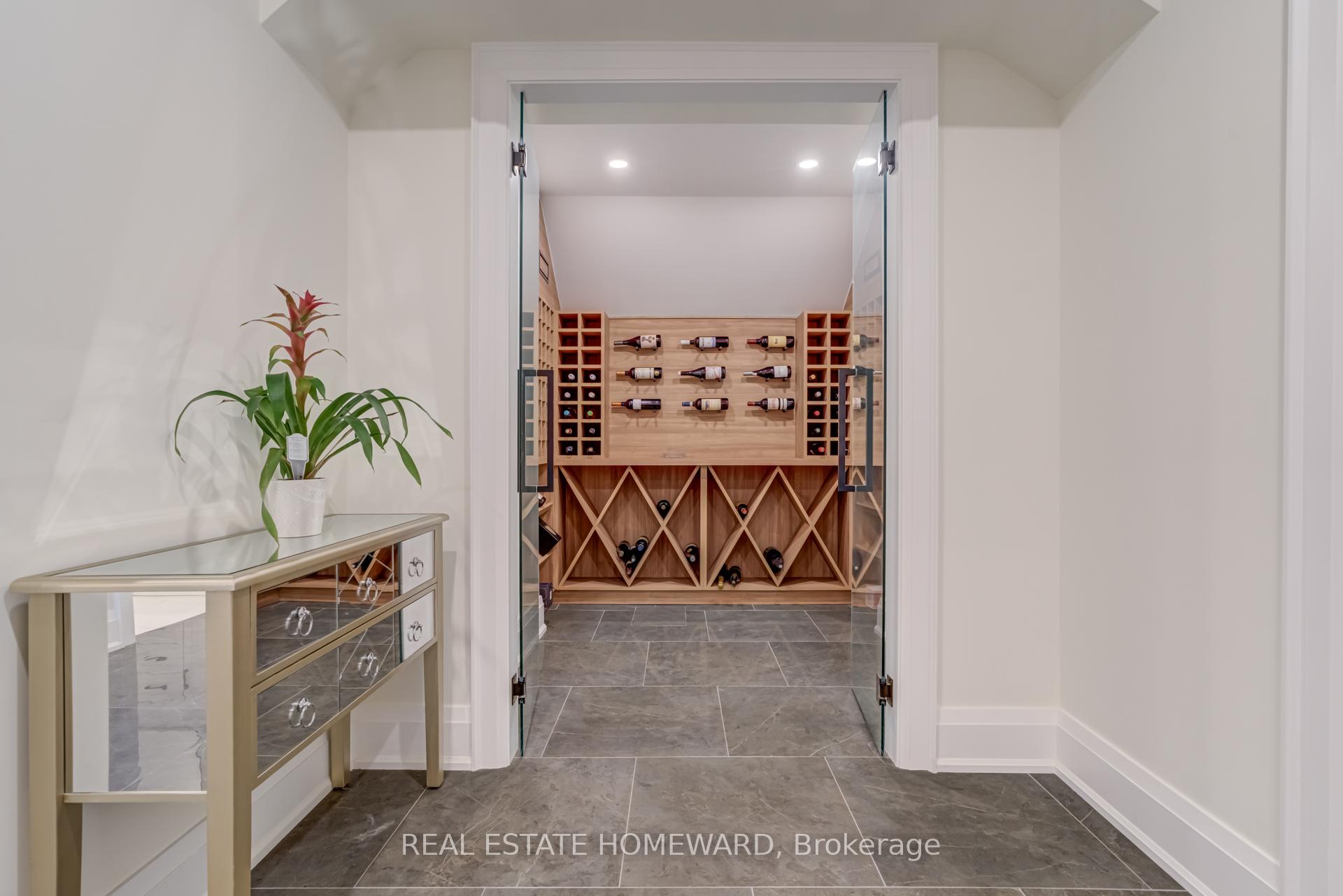 Photo 41 of 5 Taylor Drive, Toronto, East York — HOMEH