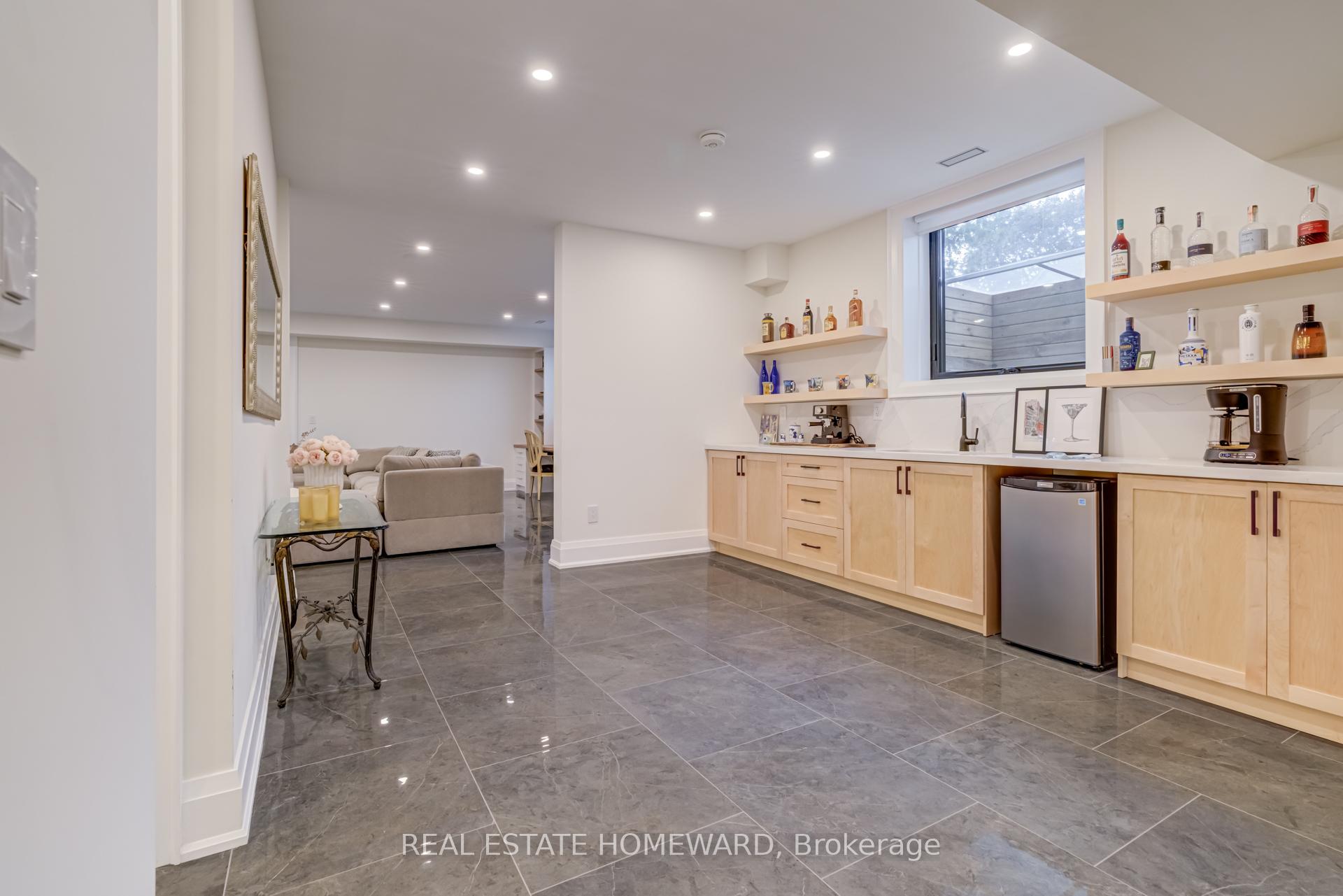 Photo 42 of 5 Taylor Drive, Toronto, East York — HOMEH