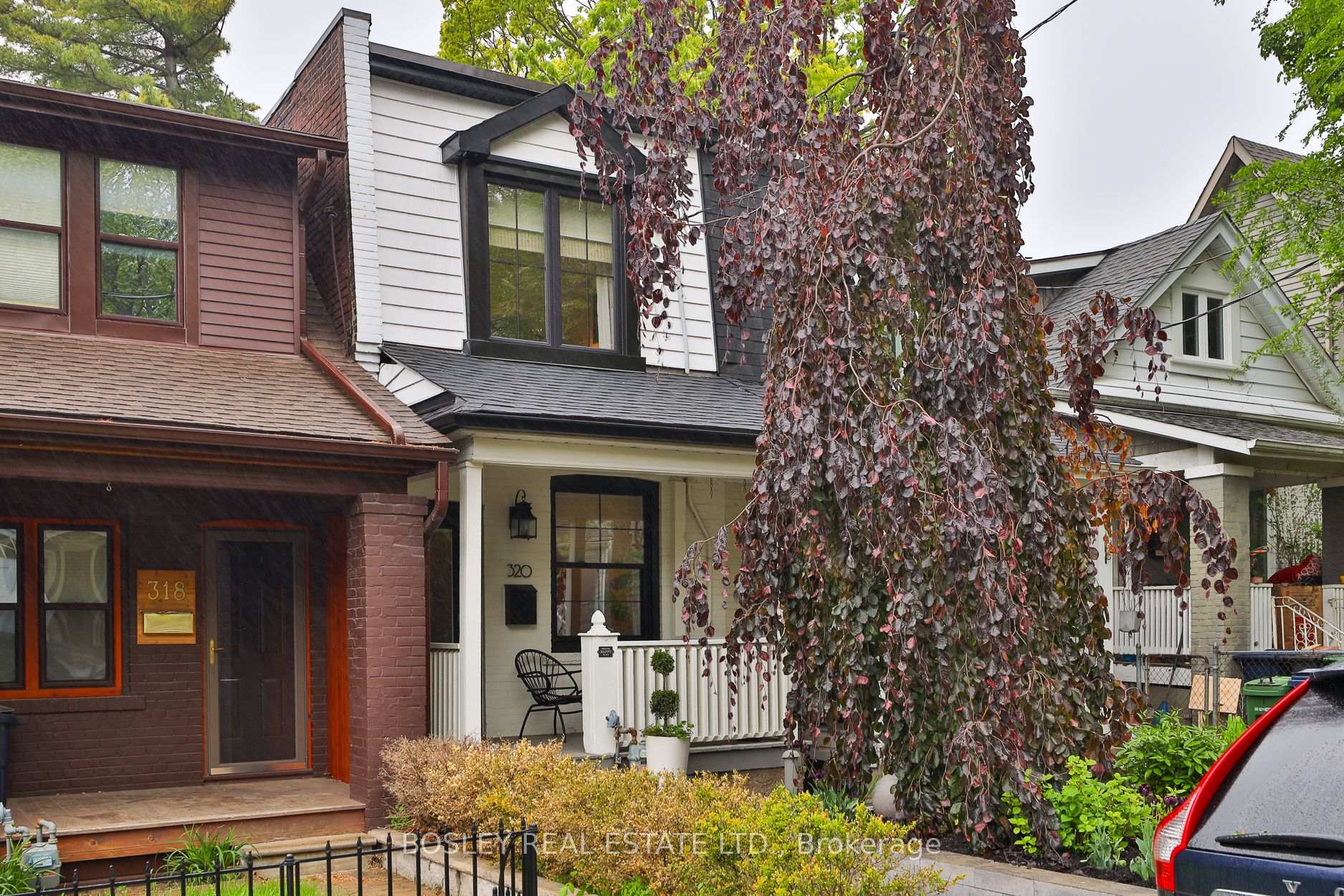 Photo 3 of 320 Highfield Road, Toronto, Greenwood-Coxwell — HOMEH