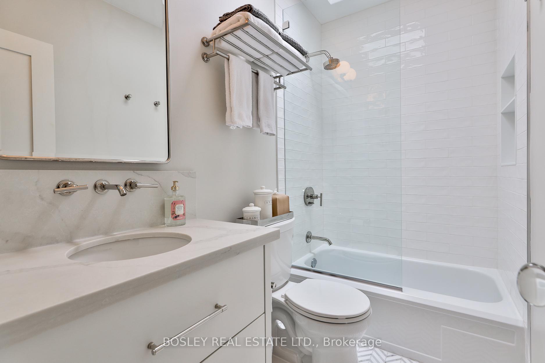 Photo 23 of 320 Highfield Road, Toronto, Greenwood-Coxwell — HOMEH