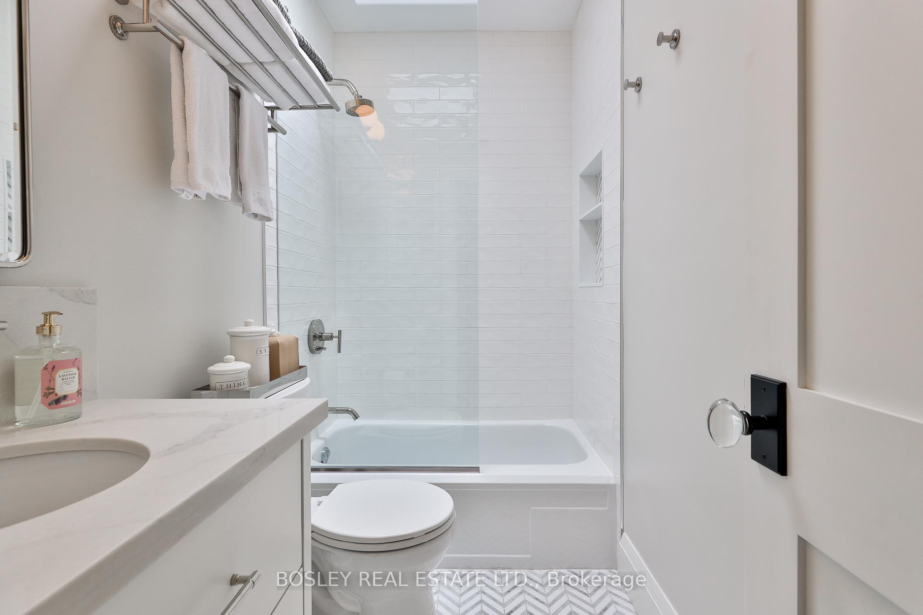 Photo 24 of 320 Highfield Road, Toronto, Greenwood-Coxwell — HOMEH