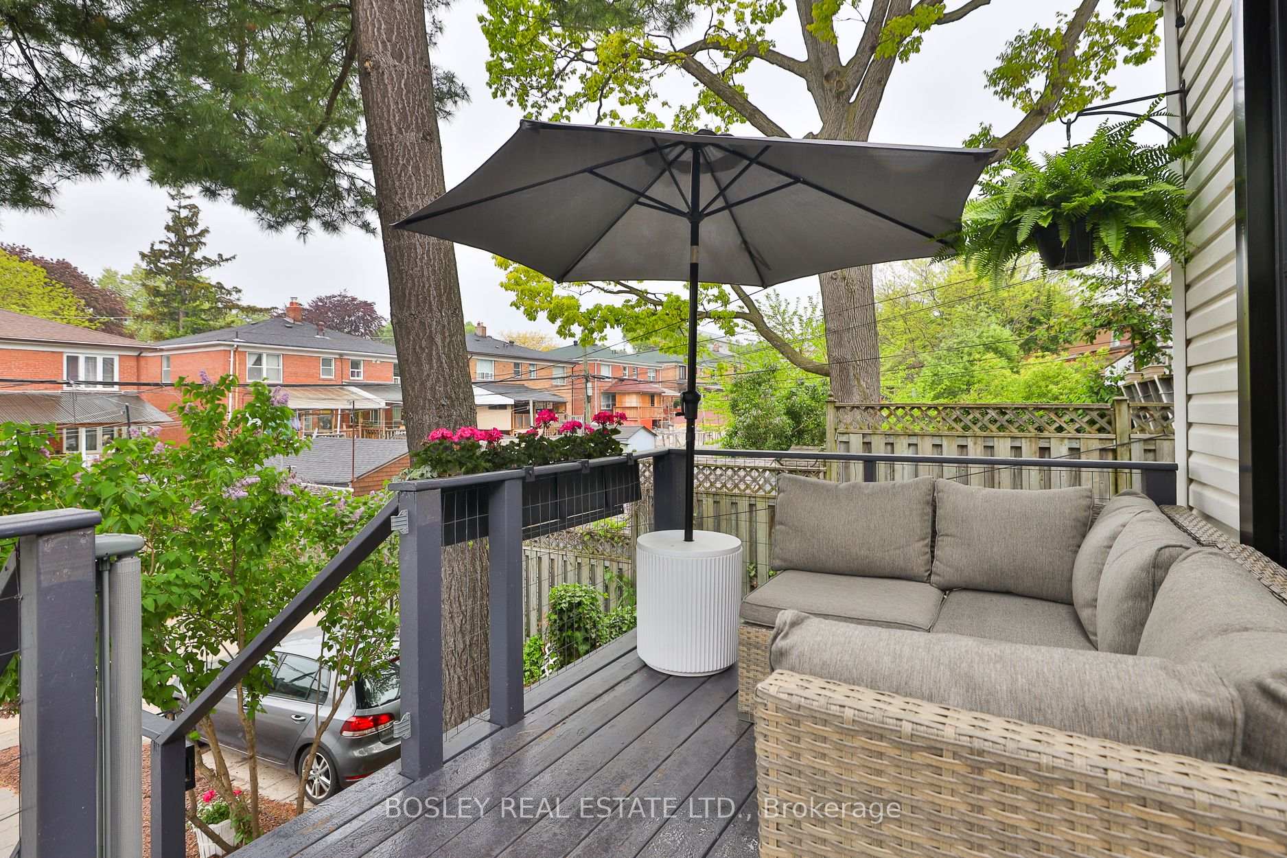Photo 37 of 320 Highfield Road, Toronto, Greenwood-Coxwell — HOMEH