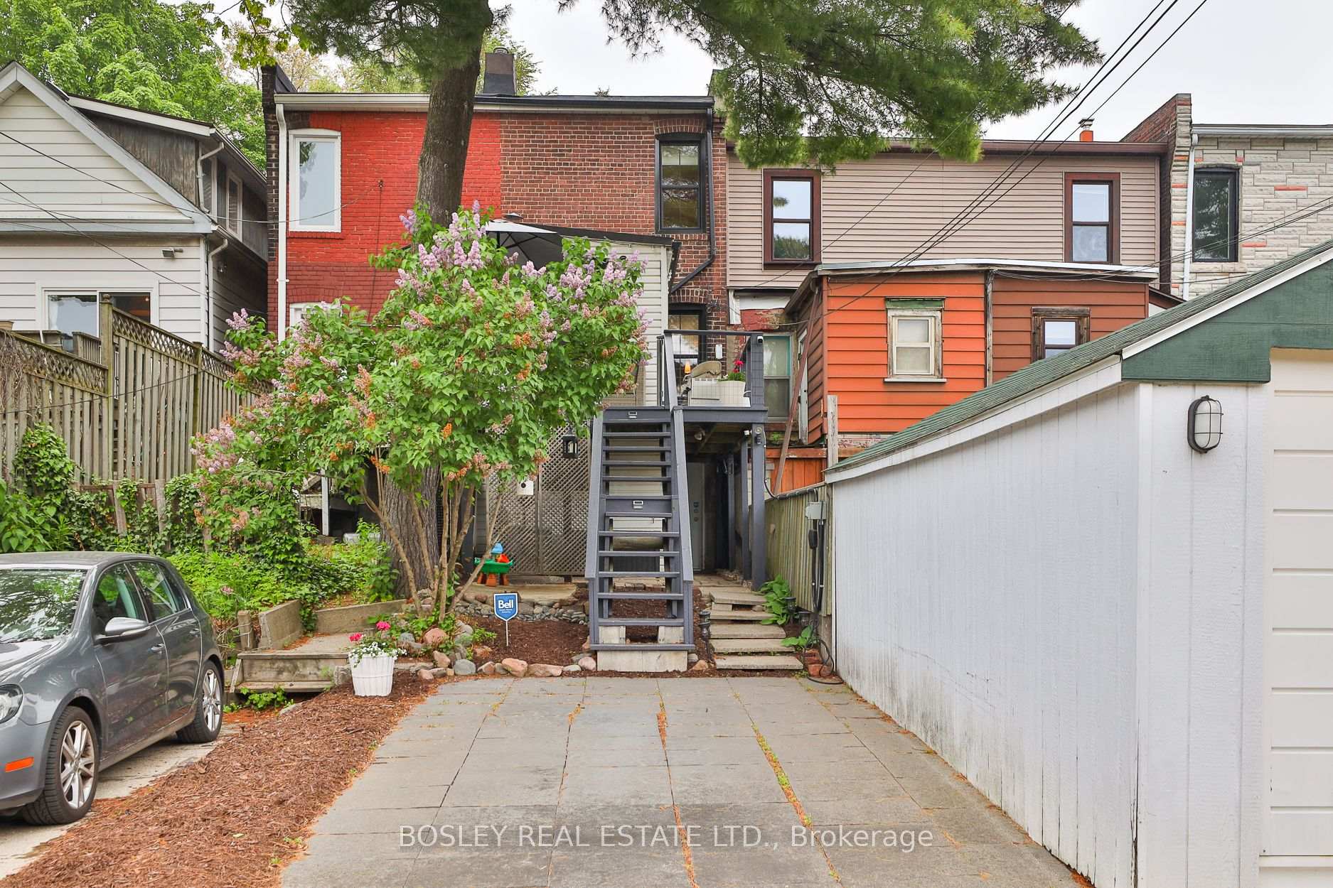 Photo 40 of 320 Highfield Road, Toronto, Greenwood-Coxwell — HOMEH