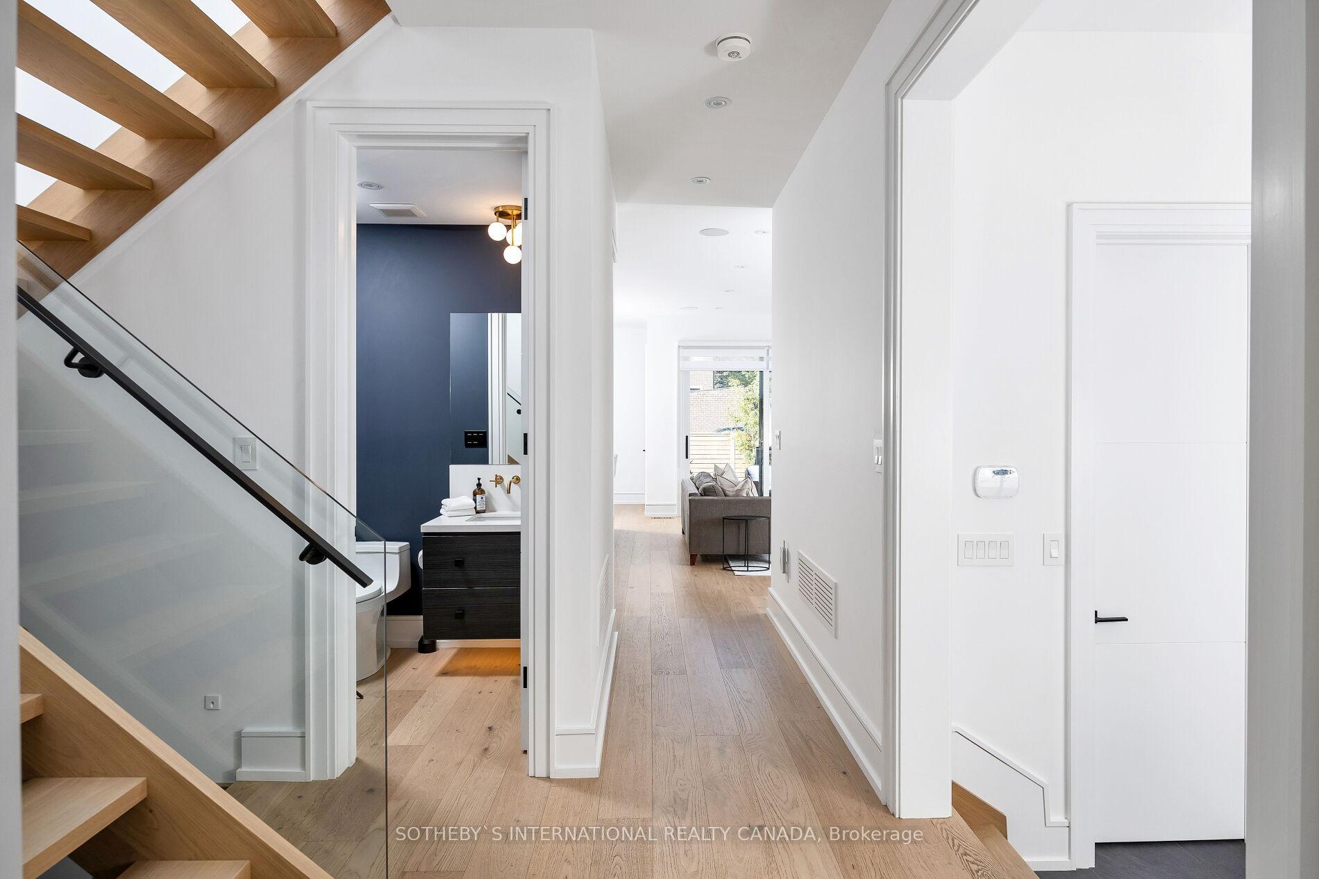 Photo 10 of 146 Divadale Drive, Toronto, Leaside — HOMEH