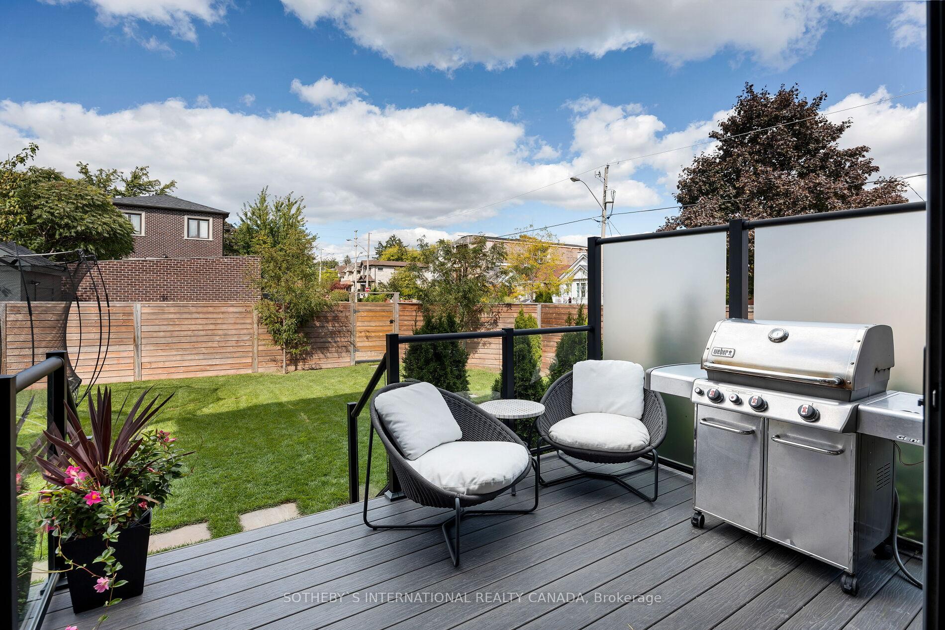 Photo 18 of 146 Divadale Drive, Toronto, Leaside — HOMEH