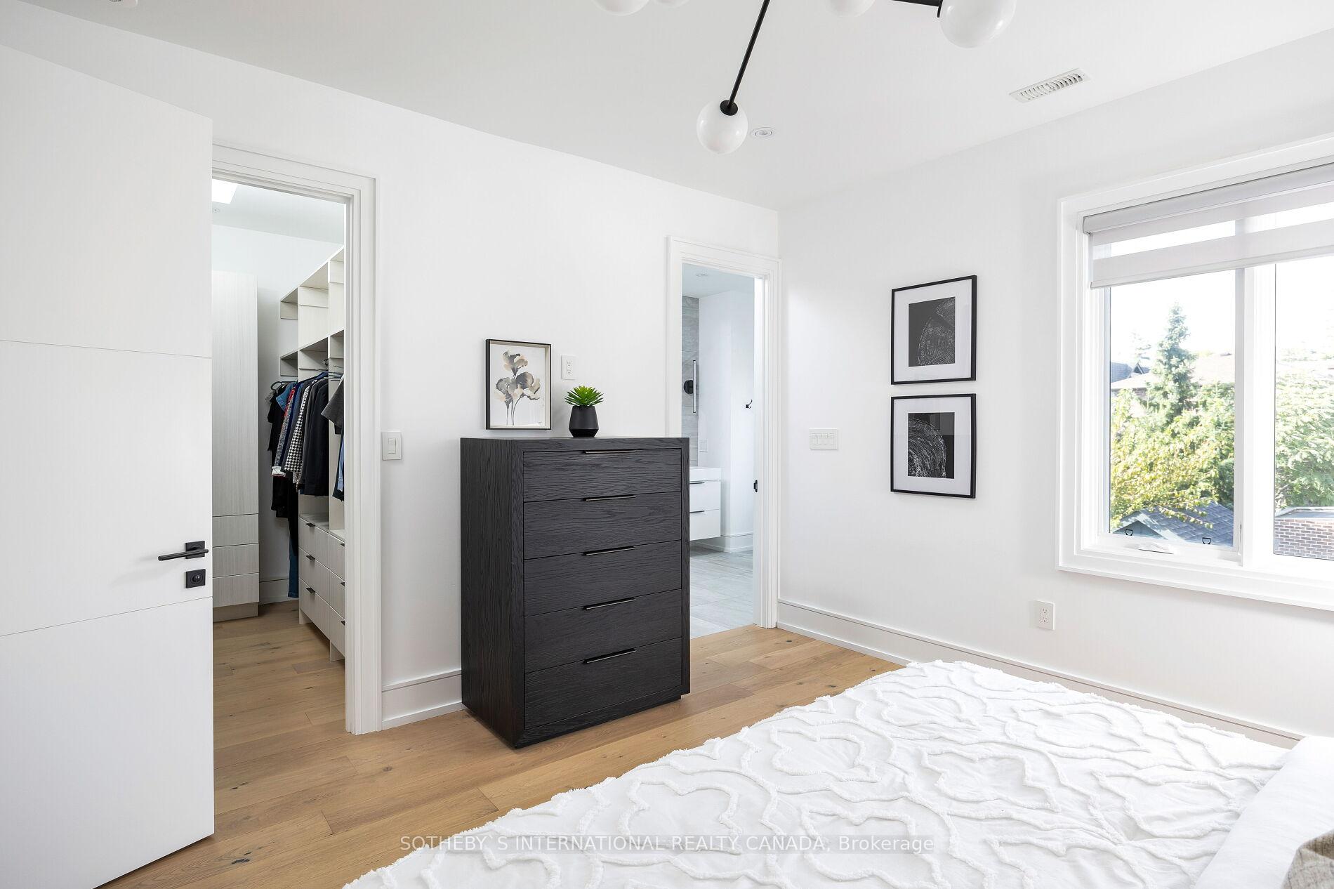 Photo 24 of 146 Divadale Drive, Toronto, Leaside — HOMEH