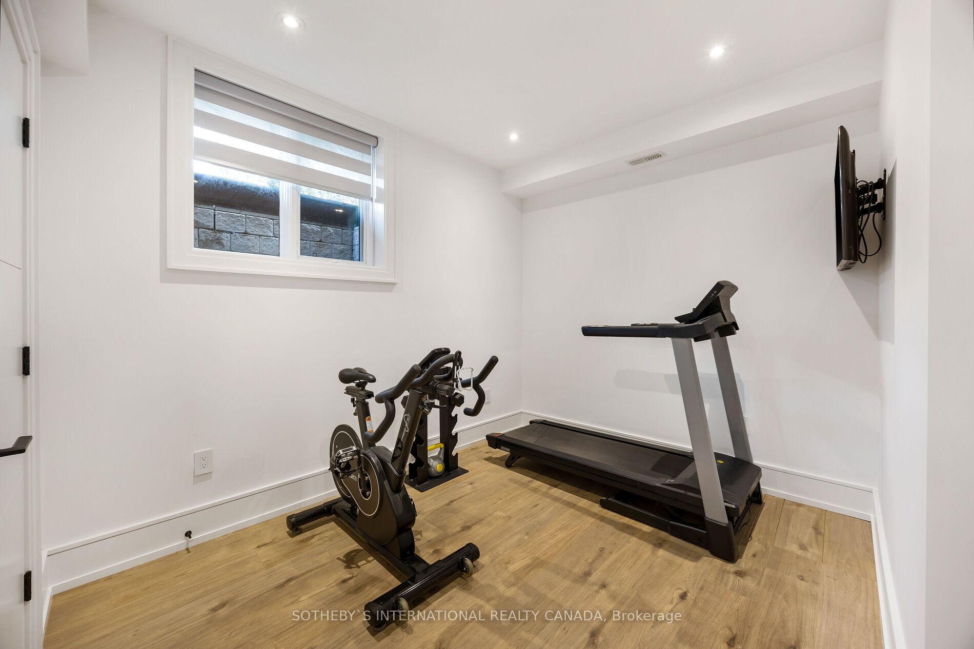Photo 36 of 146 Divadale Drive, Toronto, Leaside — HOMEH
