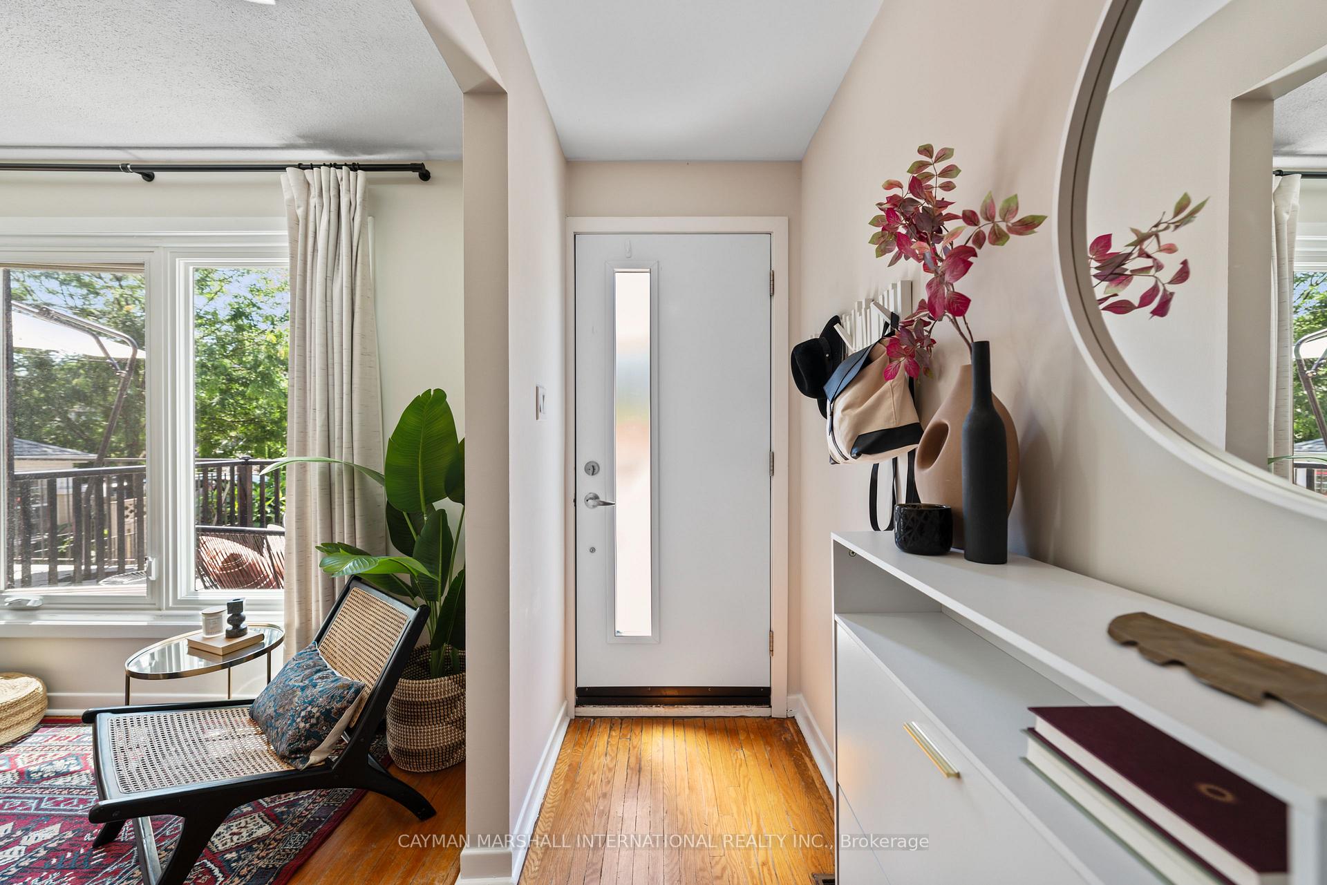 Photo 4 of 467 Rhodes Avenue, Toronto, Greenwood-Coxwell — HOMEH