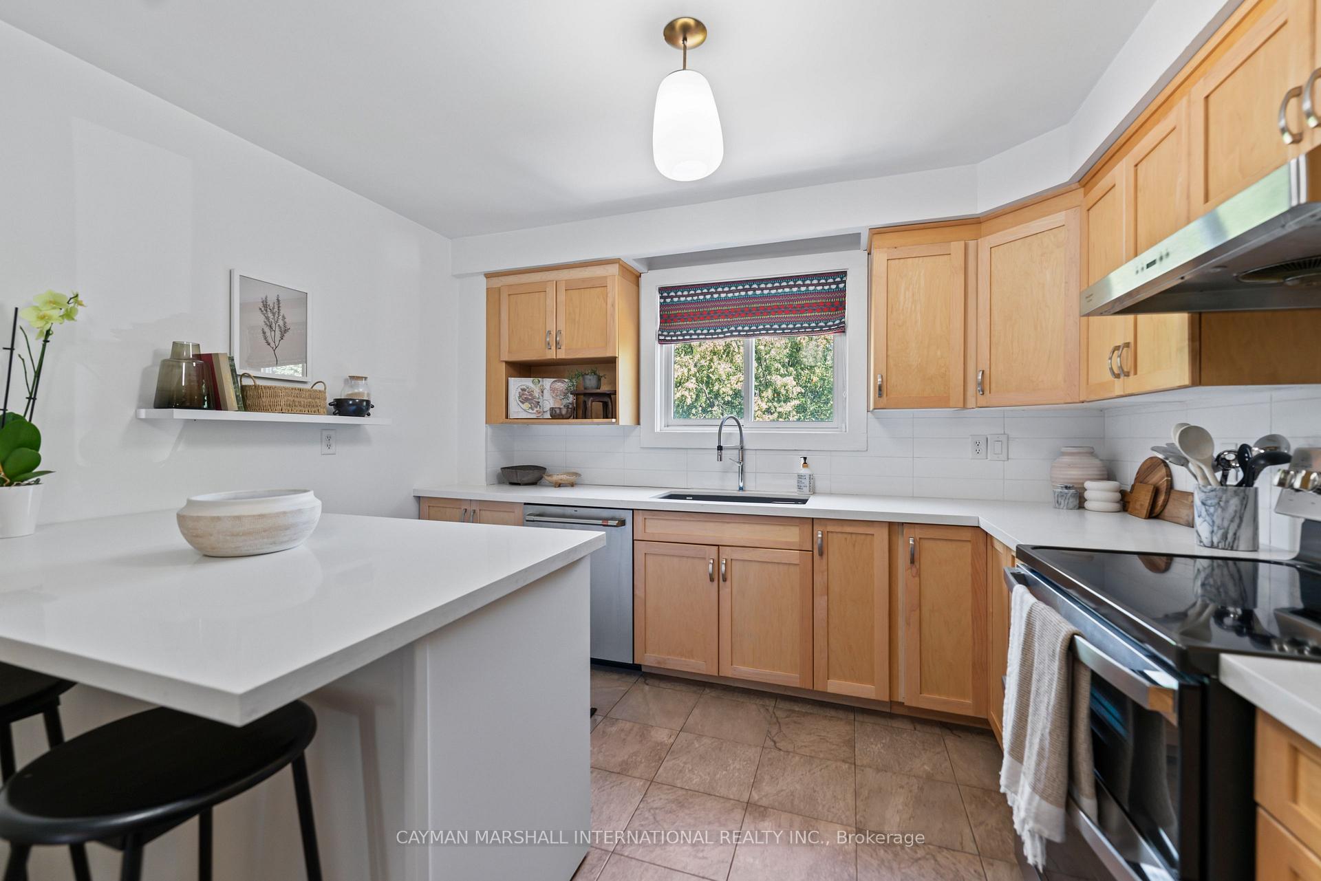 Photo 17 of 467 Rhodes Avenue, Toronto, Greenwood-Coxwell — HOMEH