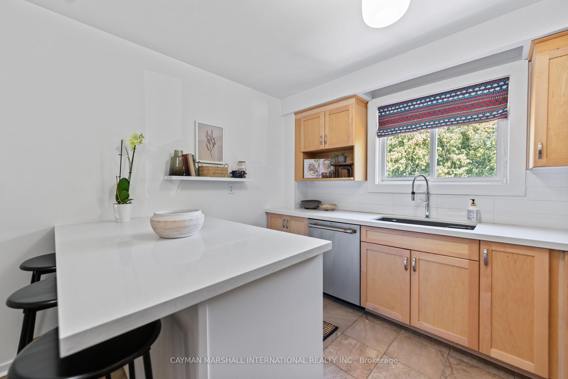 Photo 18 of 467 Rhodes Avenue, Toronto, Greenwood-Coxwell — HOMEH