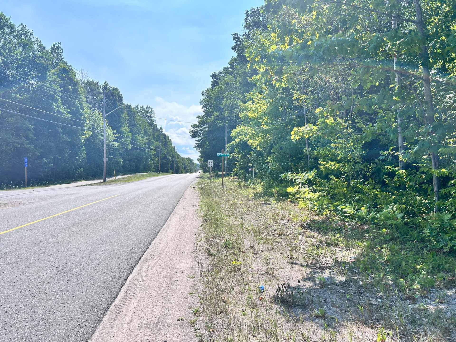 Photo 3 of 224 First Avenue, Tay, Port McNicoll — HOMEH
