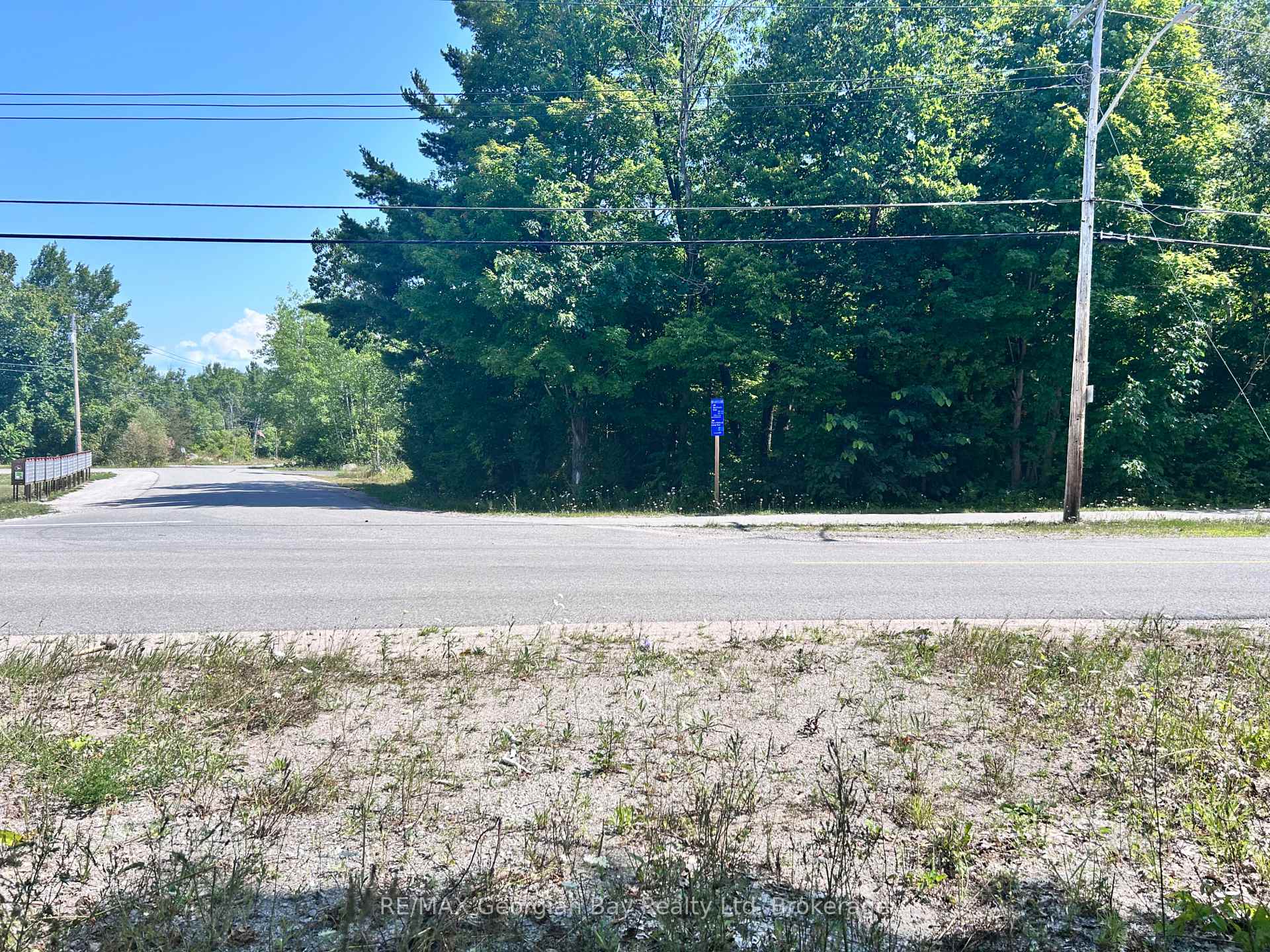 Photo 7 of 224 First Avenue, Tay, Port McNicoll — HOMEH