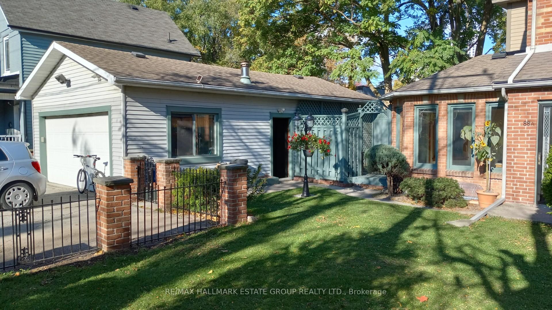 Photo 4 of 88 Dawes Road, Toronto, Crescent Town — HOMEH