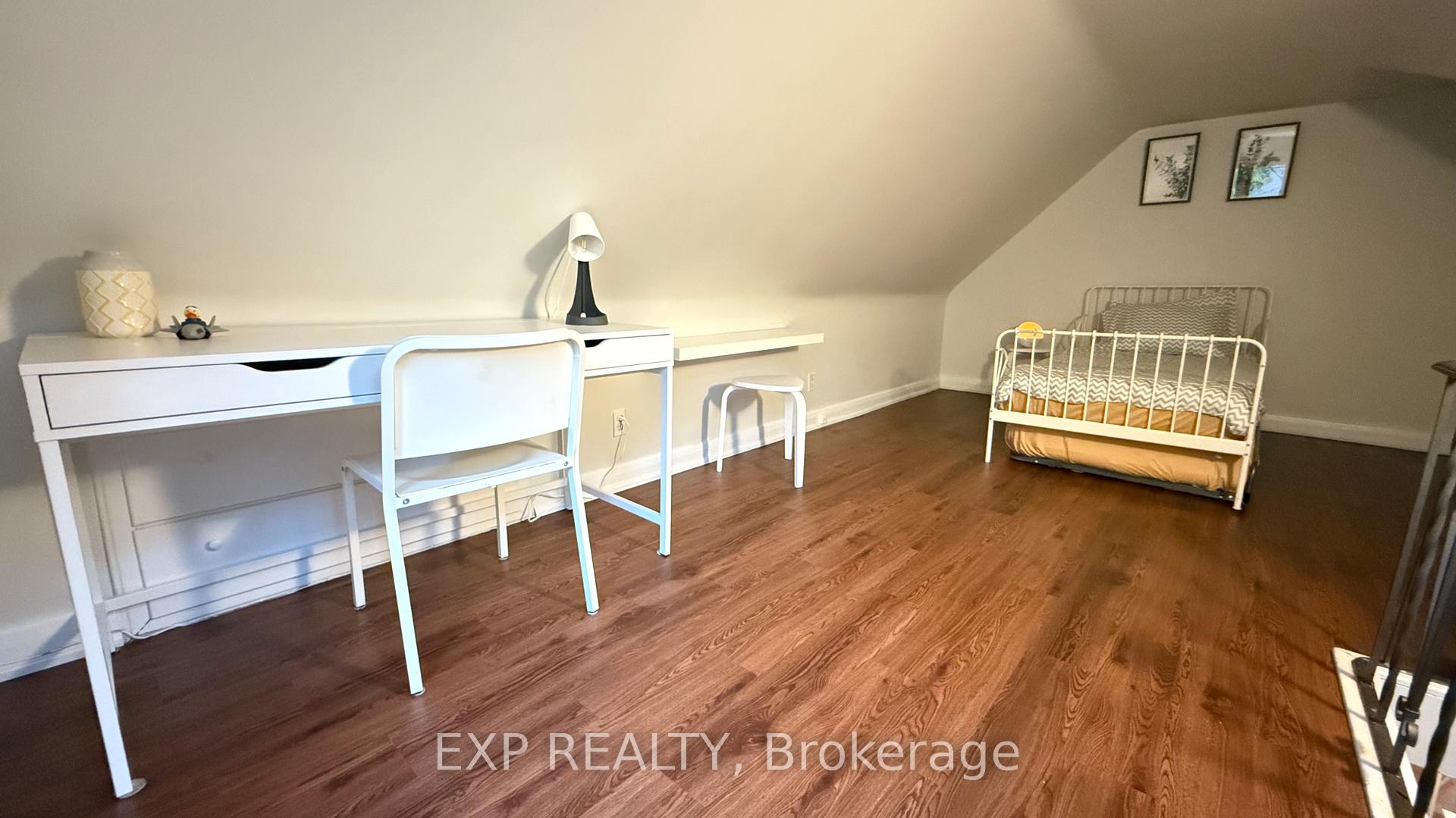 Photo 14 of 215 Sutherland Drive, Toronto, Leaside — HOMEH