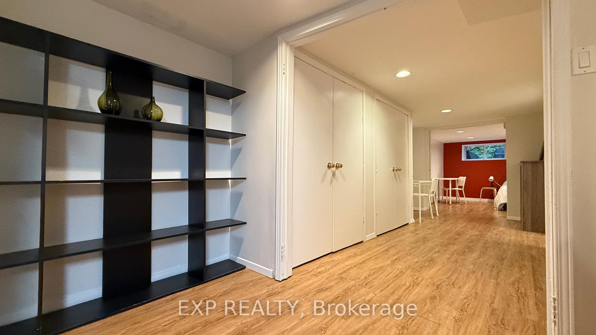 Photo 25 of 215 Sutherland Drive, Toronto, Leaside — HOMEH