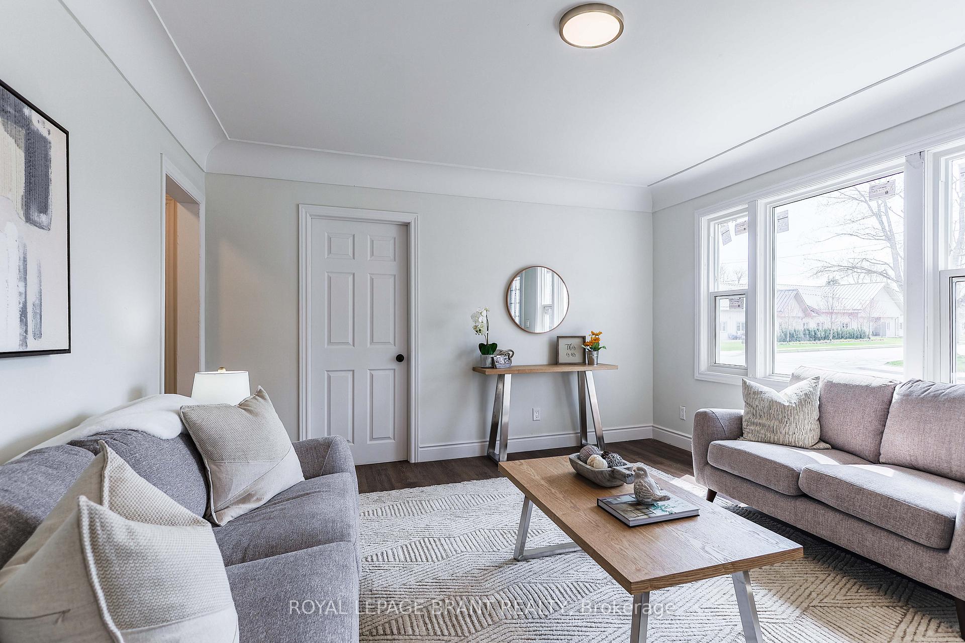 Photo 12 of 17 Hardy Avenue, Tillsonburg — HOMEH