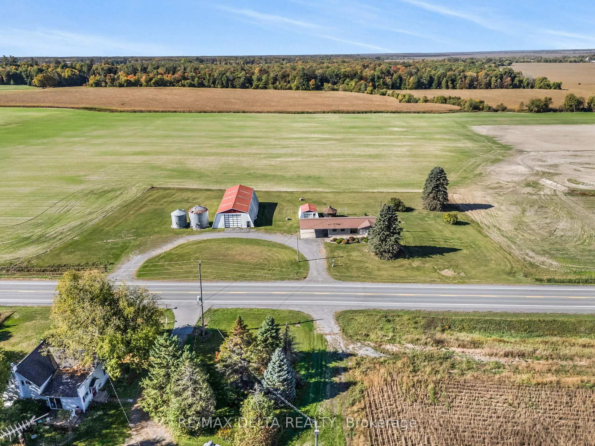 Front of 2894 County Road 9