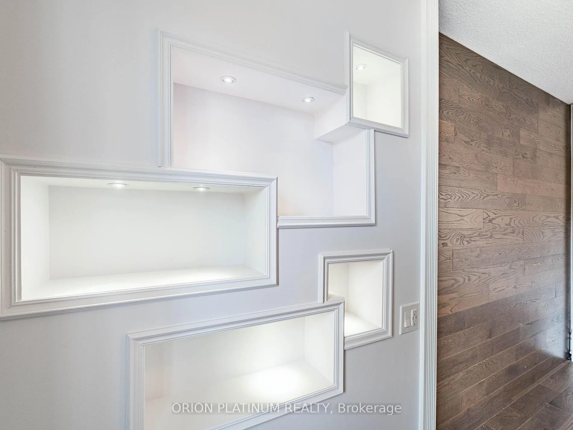 Photo 24 of 12 Bradshaw Drive, Hamilton, Stoney Creek Mountain — HOMEH