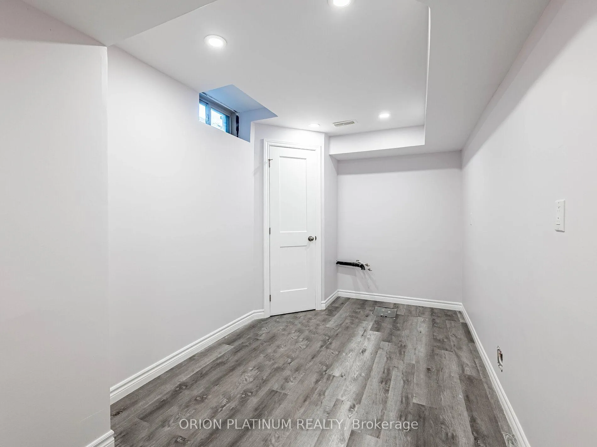 Photo 41 of 12 Bradshaw Drive, Hamilton, Stoney Creek Mountain — HOMEH