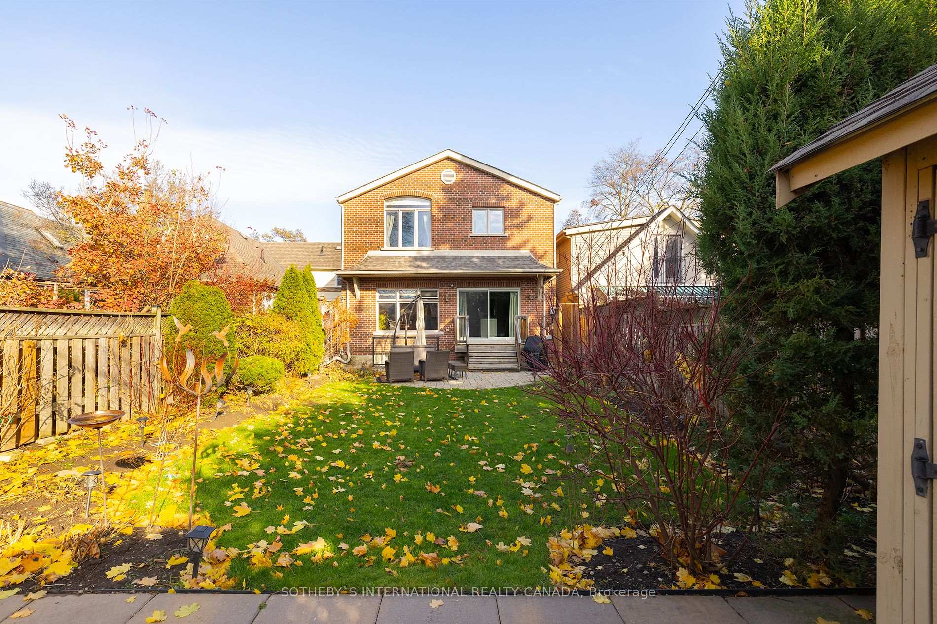 Photo 28 of 35 Sharron Drive, Toronto, Leaside — HOMEH