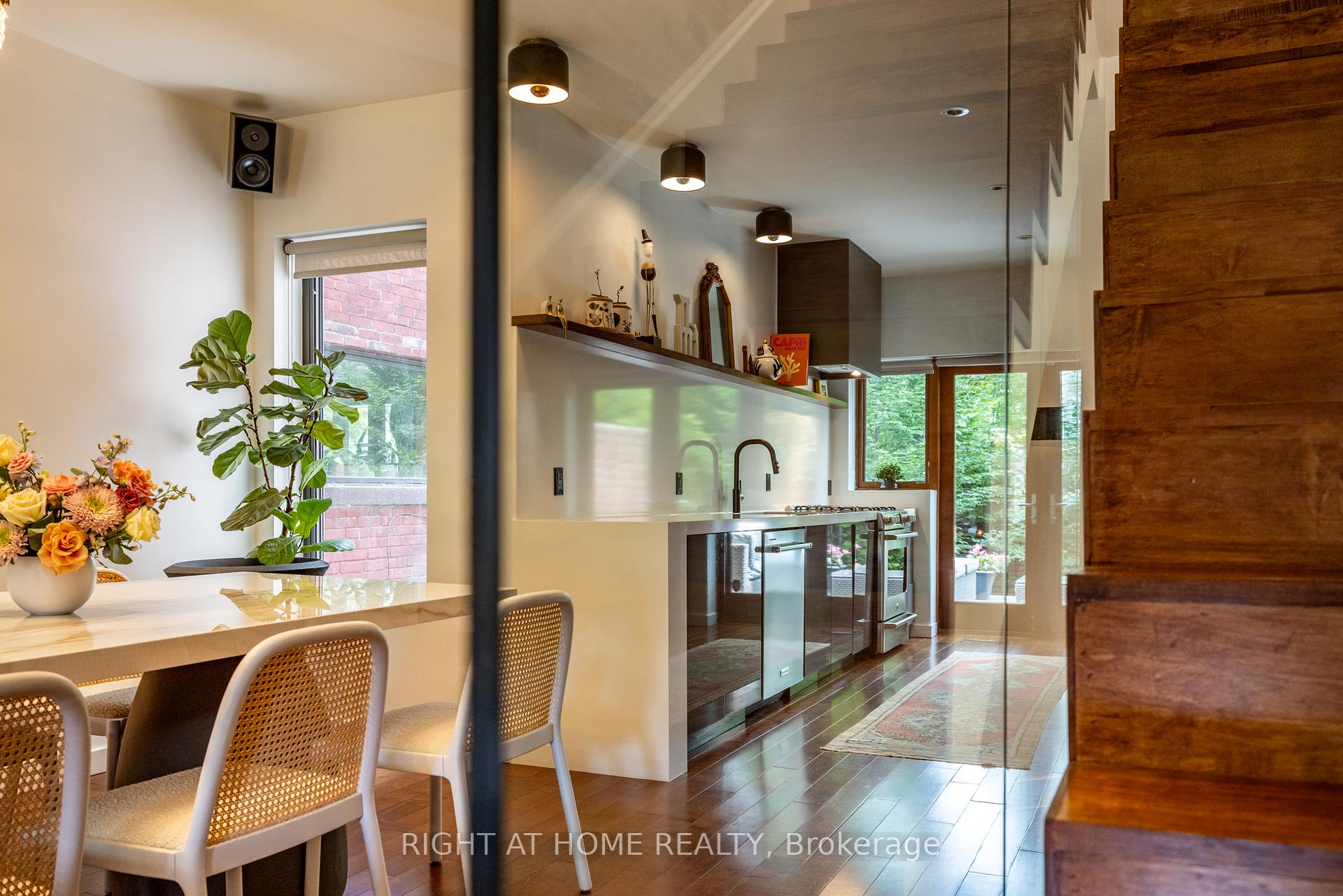 Photo 6 of 128 Booth Avenue, Toronto, South Riverdale — HOMEH