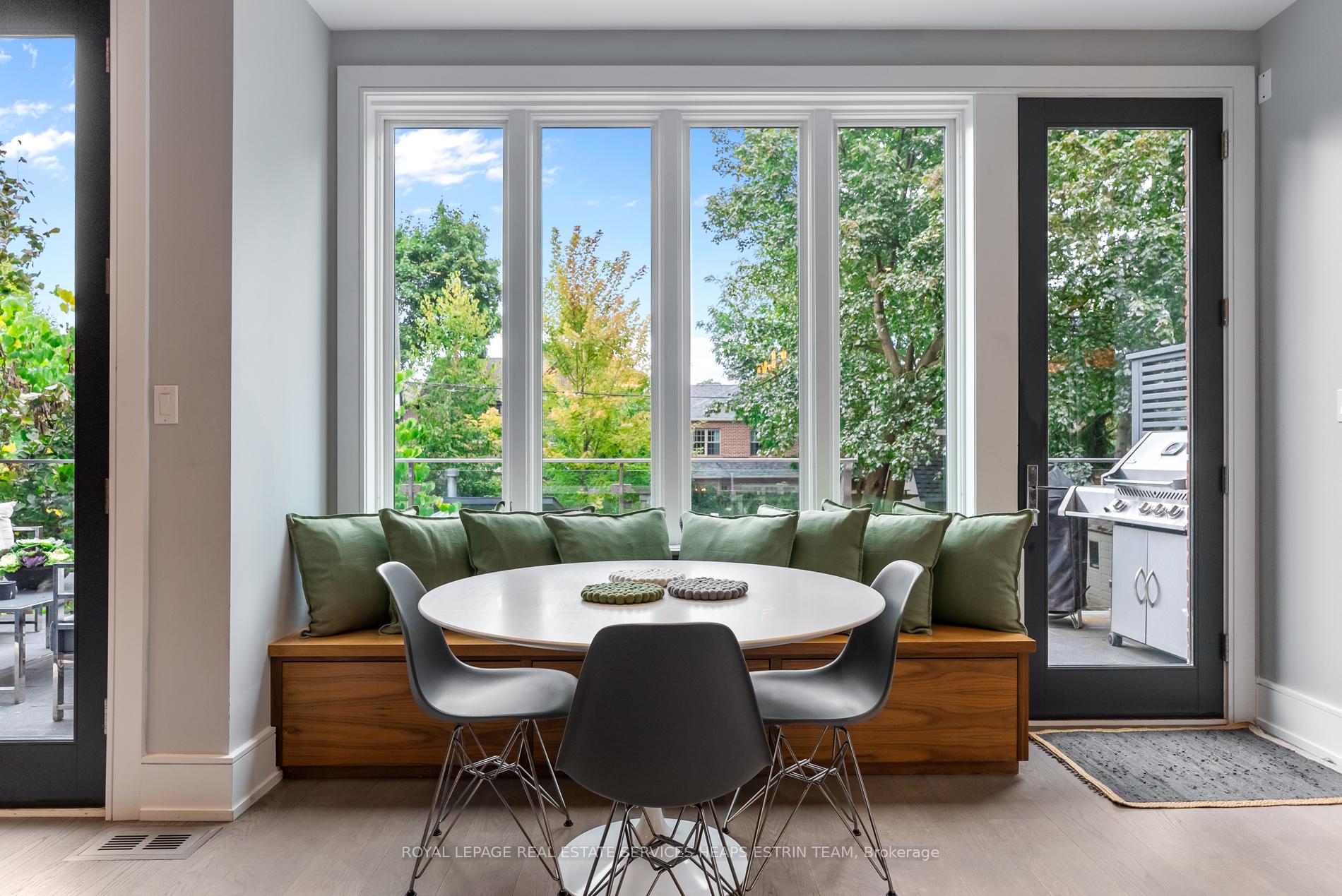 Photo 10 of 235 Bessborough Drive, Toronto, Leaside — HOMEH