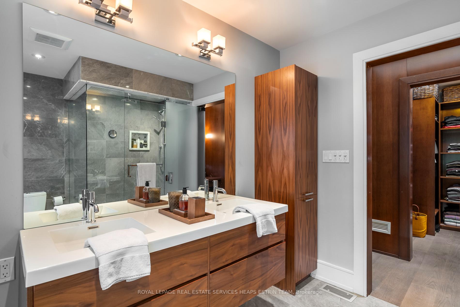 Photo 20 of 235 Bessborough Drive, Toronto, Leaside — HOMEH
