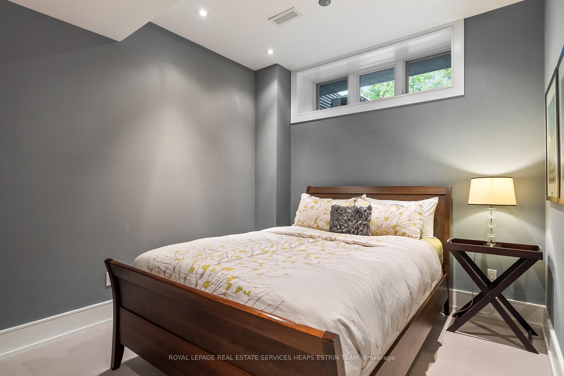 Photo 32 of 235 Bessborough Drive, Toronto, Leaside — HOMEH