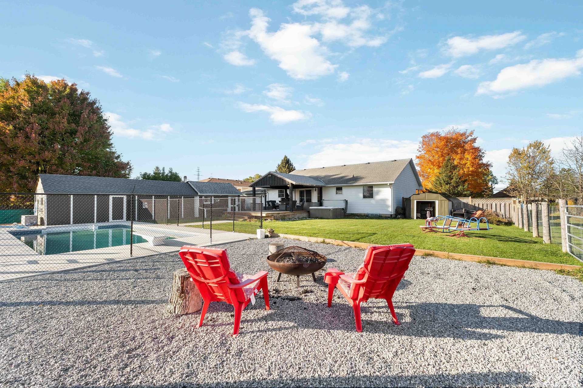 Photo 31 of 1523 Barron Road, Thorold, Port Robinson — HOMEH