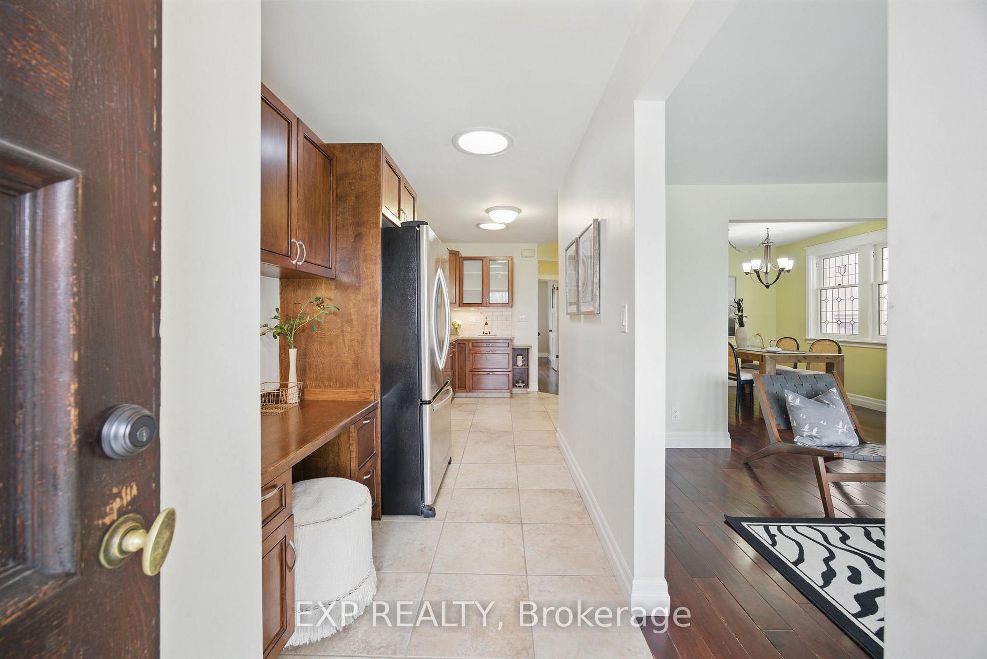 Photo 3 of 55 Don Valley Drive, Toronto, Broadview North — HOMEH