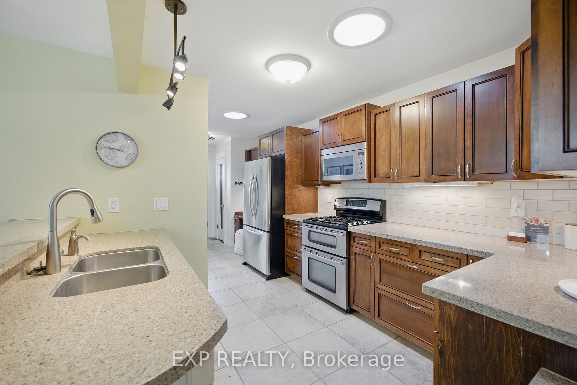 Photo 11 of 55 Don Valley Drive, Toronto, Broadview North — HOMEH