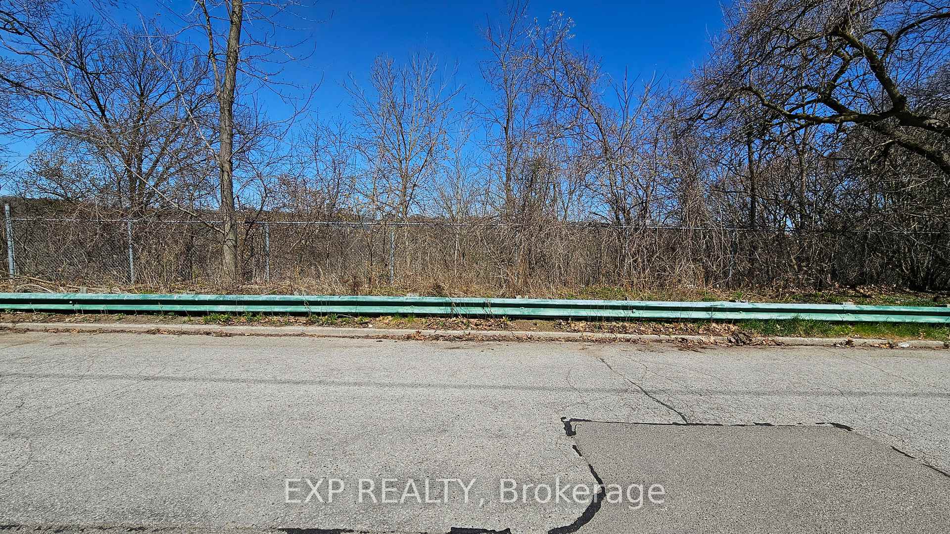 Photo 41 of 55 Don Valley Drive, Toronto, Broadview North — HOMEH
