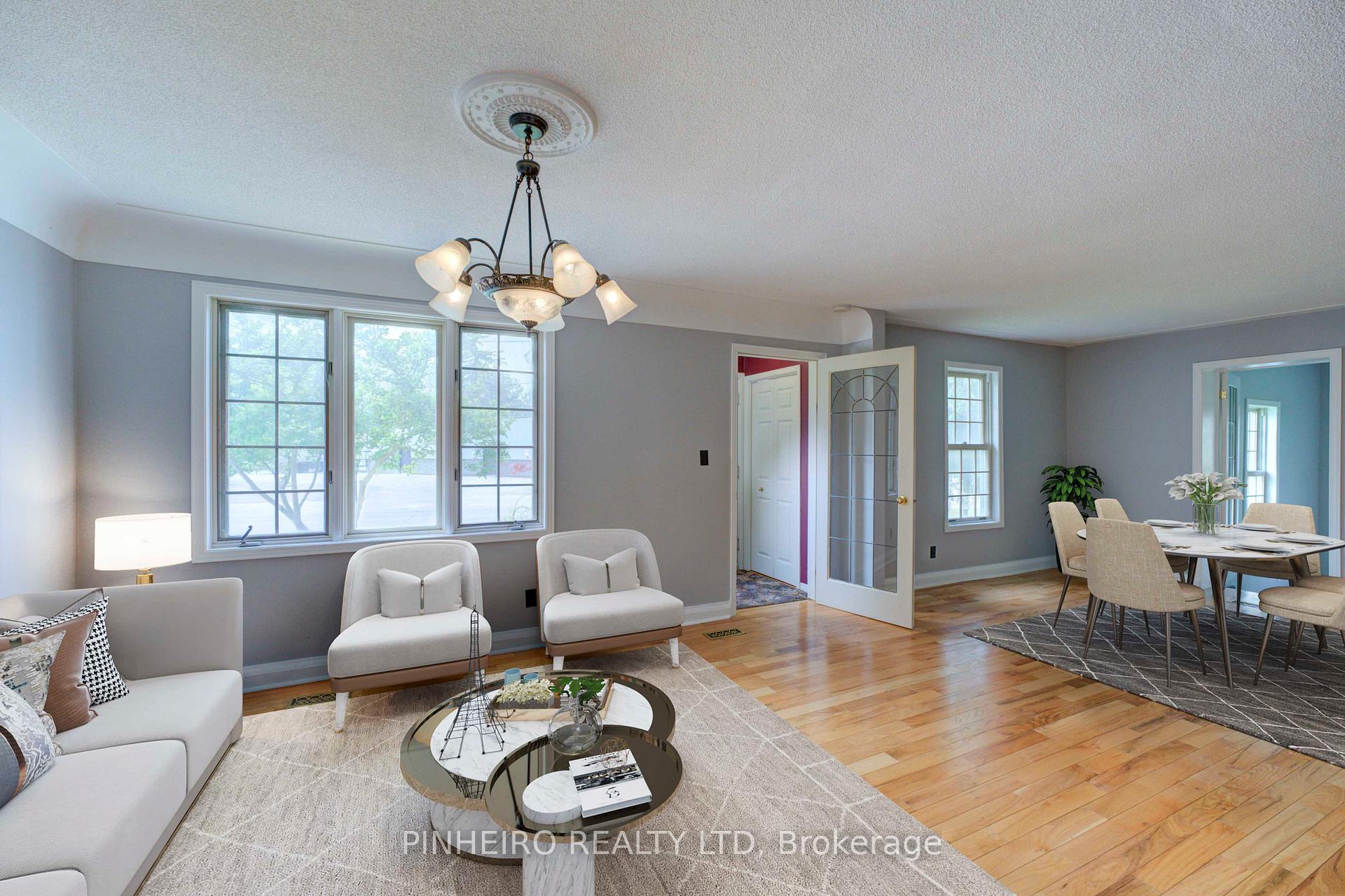 Photo 3 of 285 Front Street E, Strathroy-Caradoc, NE — HOMEH