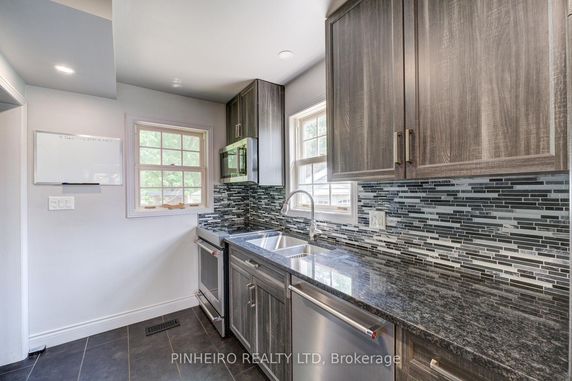 Photo 11 of 285 Front Street E, Strathroy-Caradoc, NE — HOMEH