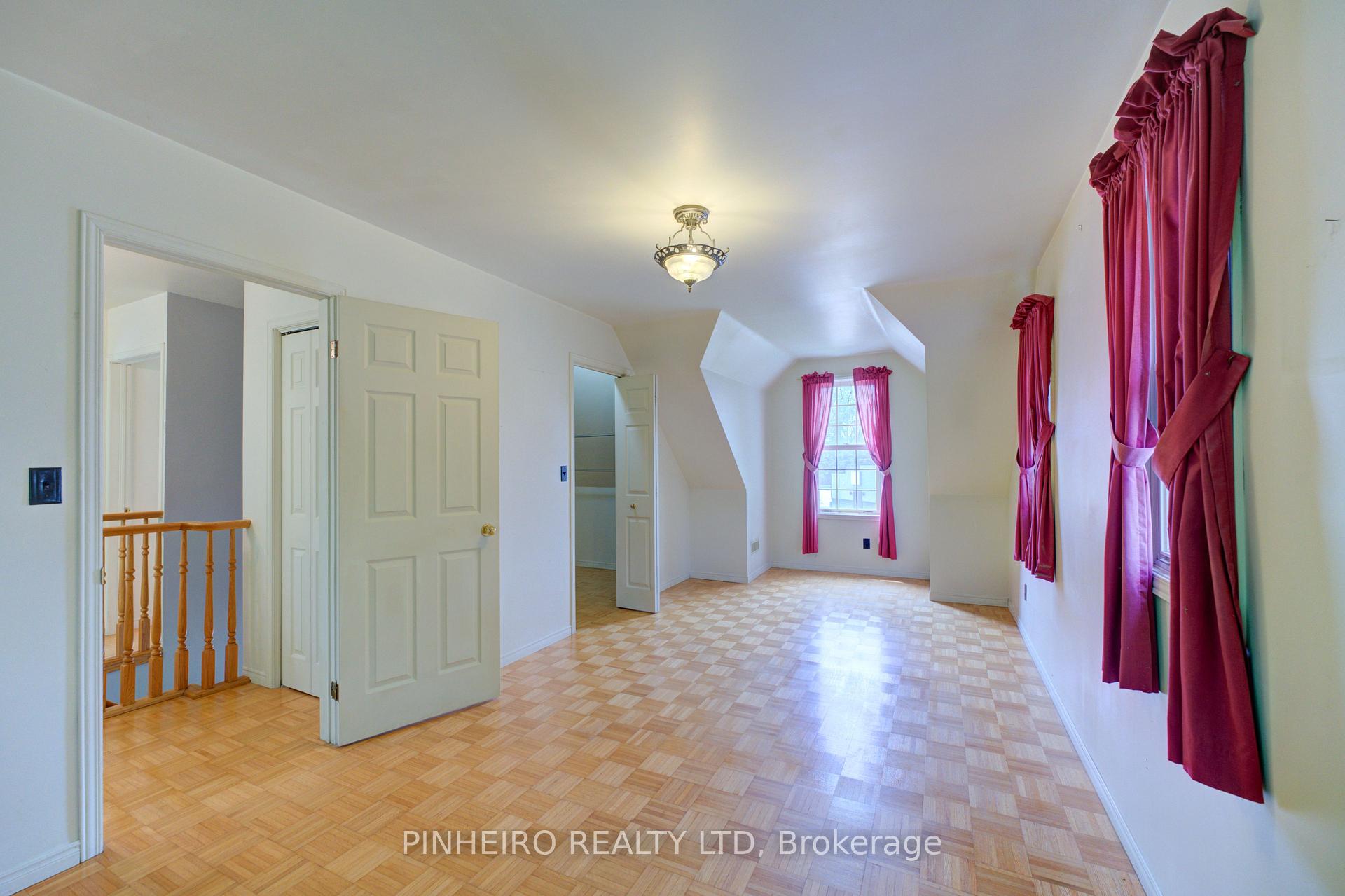 Photo 32 of 285 Front Street E, Strathroy-Caradoc, NE — HOMEH