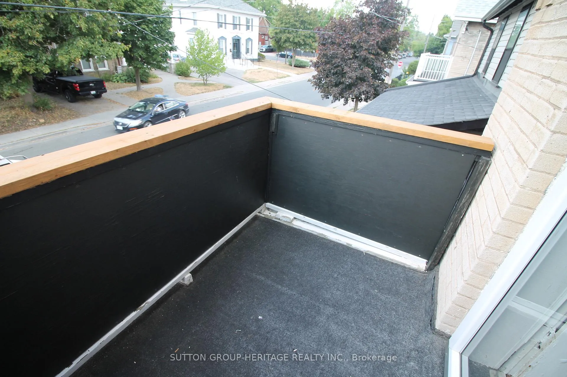 Photo 6 of 260 Stewart Street, Peterborough, Town Ward 3 — HOMEH